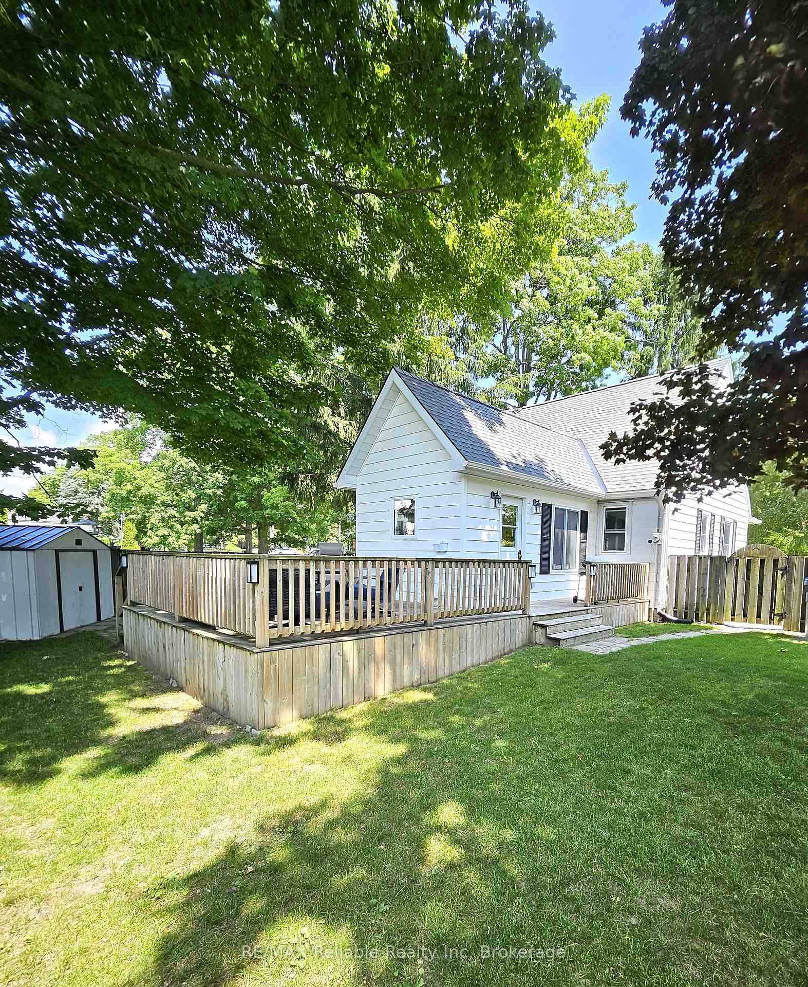 Photo 38 of 90 Raglan Street, Central Huron, Clinton — HOMEH