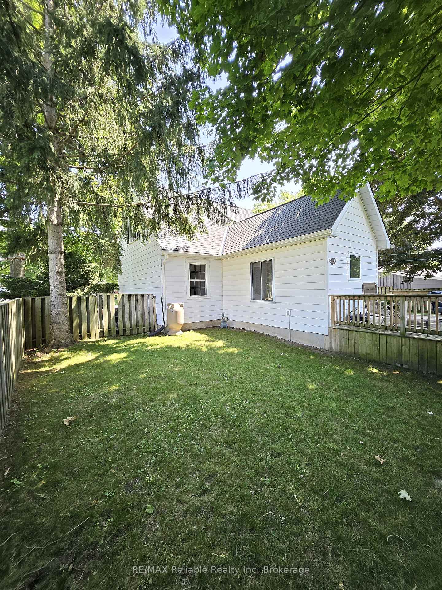 Photo 39 of 90 Raglan Street, Central Huron, Clinton — HOMEH