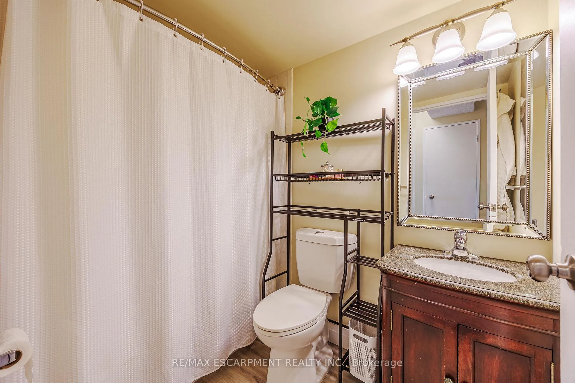 Photo 12 of Unit 2604, 150 Charlton Avenue E, Hamilton, Corktown — HOMEH