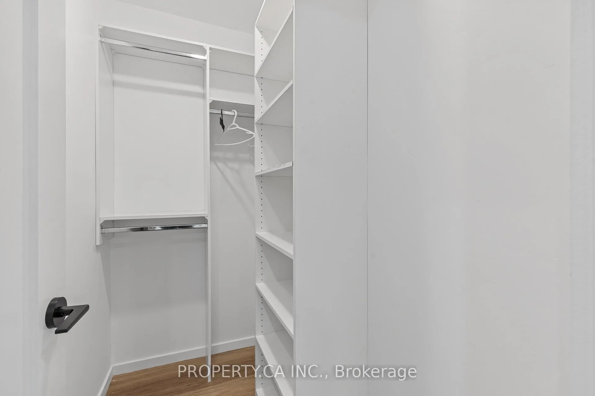Photo 18 of Unit Ph302, 1989 Yonge Street, Toronto, Mount Pleasant East — HOMEH