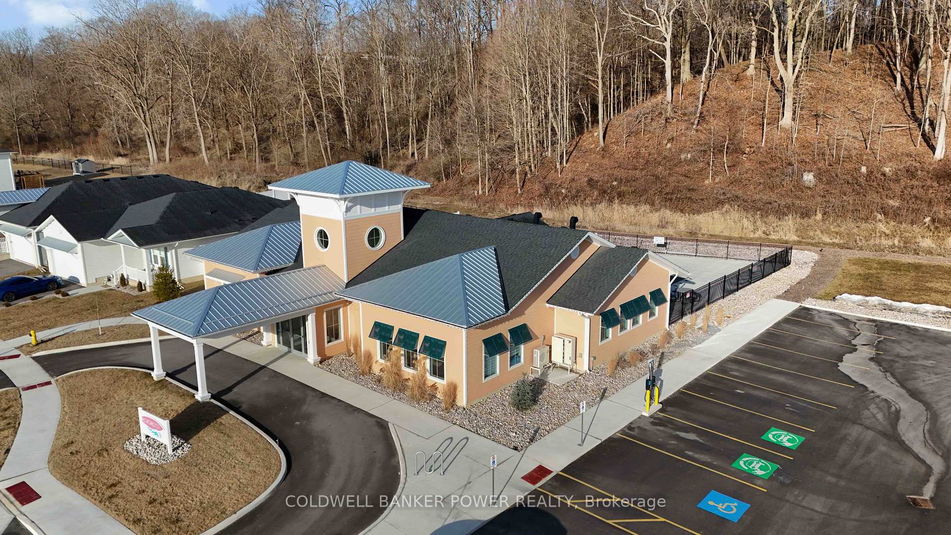 Photo 38 of Unit 305, 100 The Promenade, Central Elgin, Rural Central Elgin — HOMEH