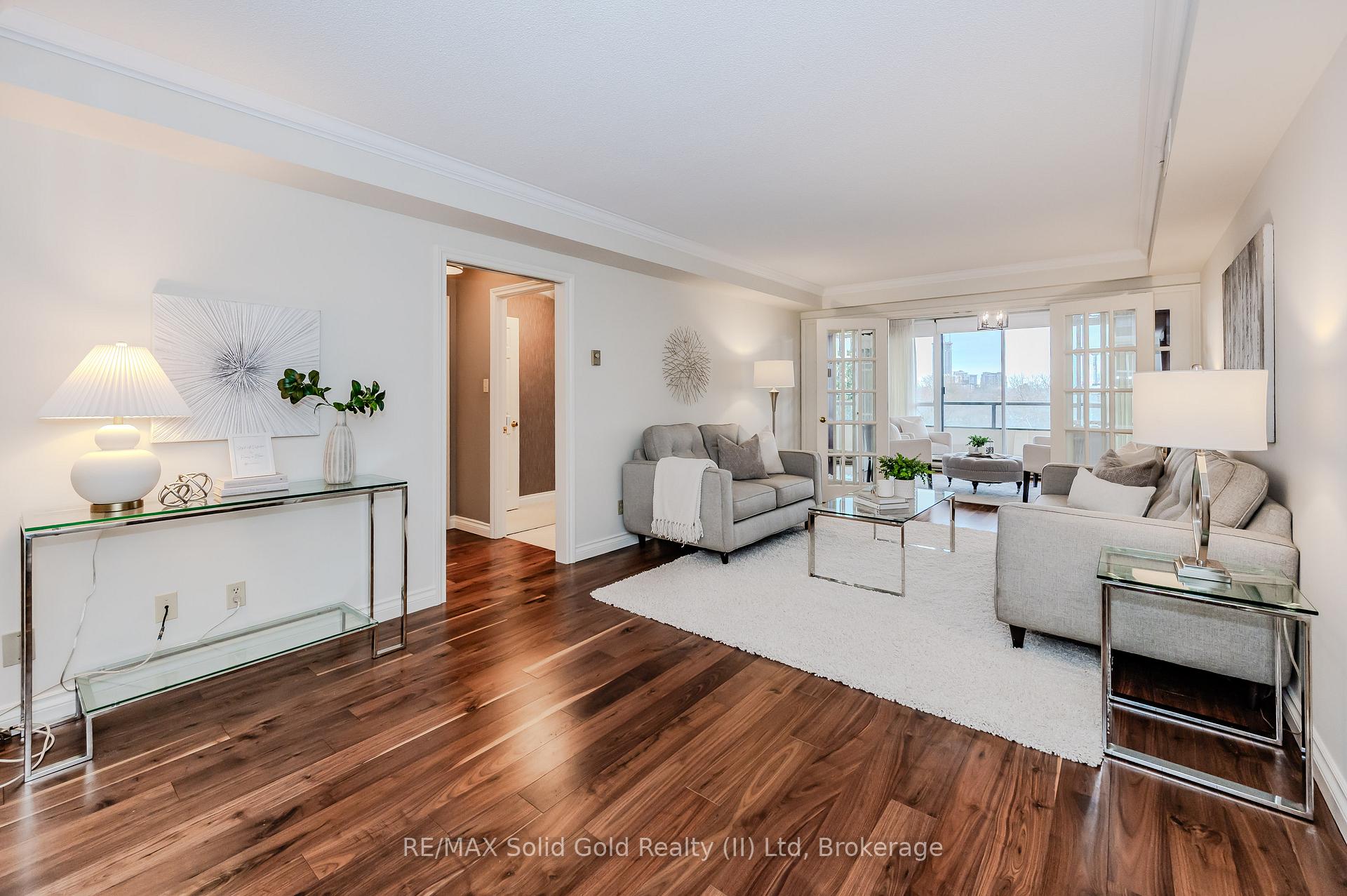 Photo 6 of Unit 403, 2 Lancaster Street E, Kitchener — HOMEH