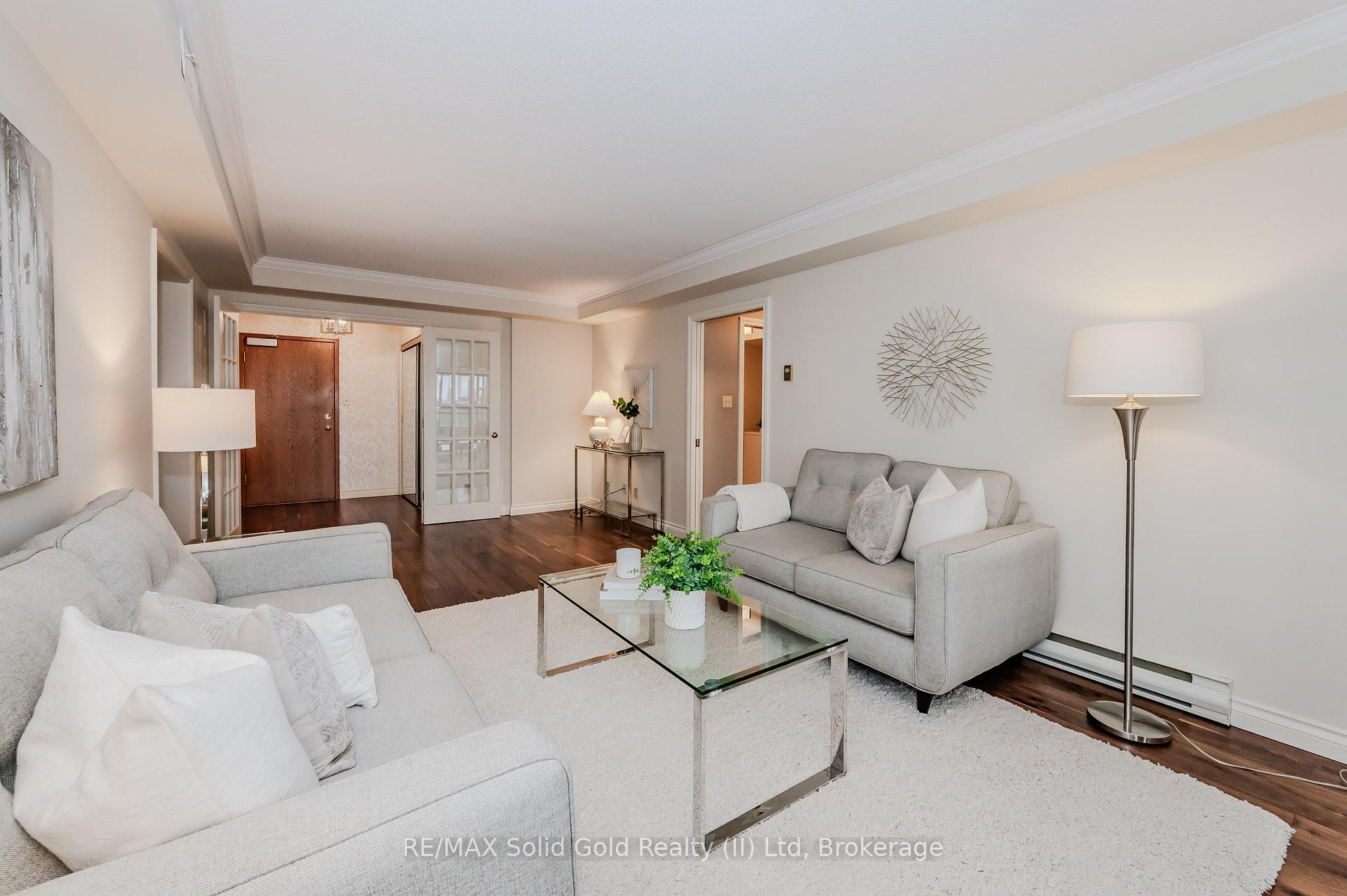 Photo 8 of Unit 403, 2 Lancaster Street E, Kitchener — HOMEH
