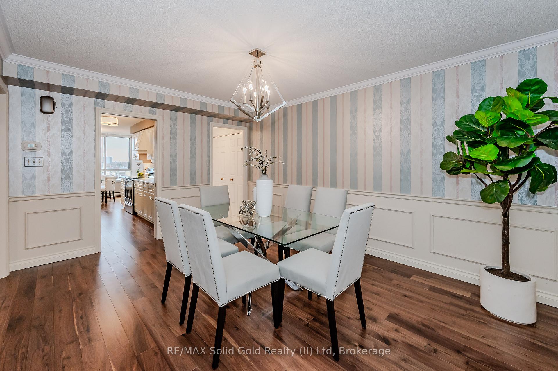 Photo 14 of Unit 403, 2 Lancaster Street E, Kitchener — HOMEH