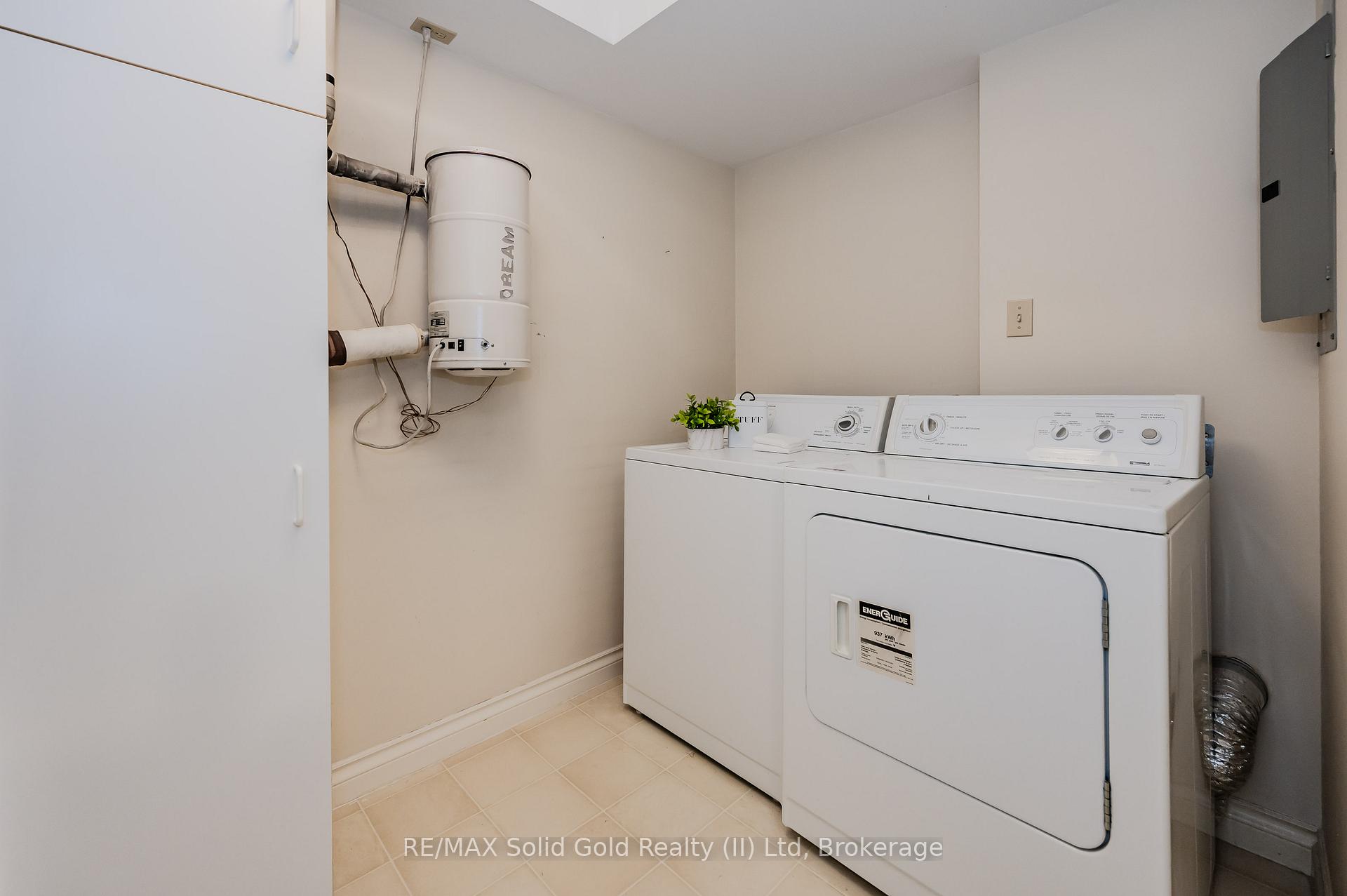 Photo 22 of Unit 403, 2 Lancaster Street E, Kitchener — HOMEH