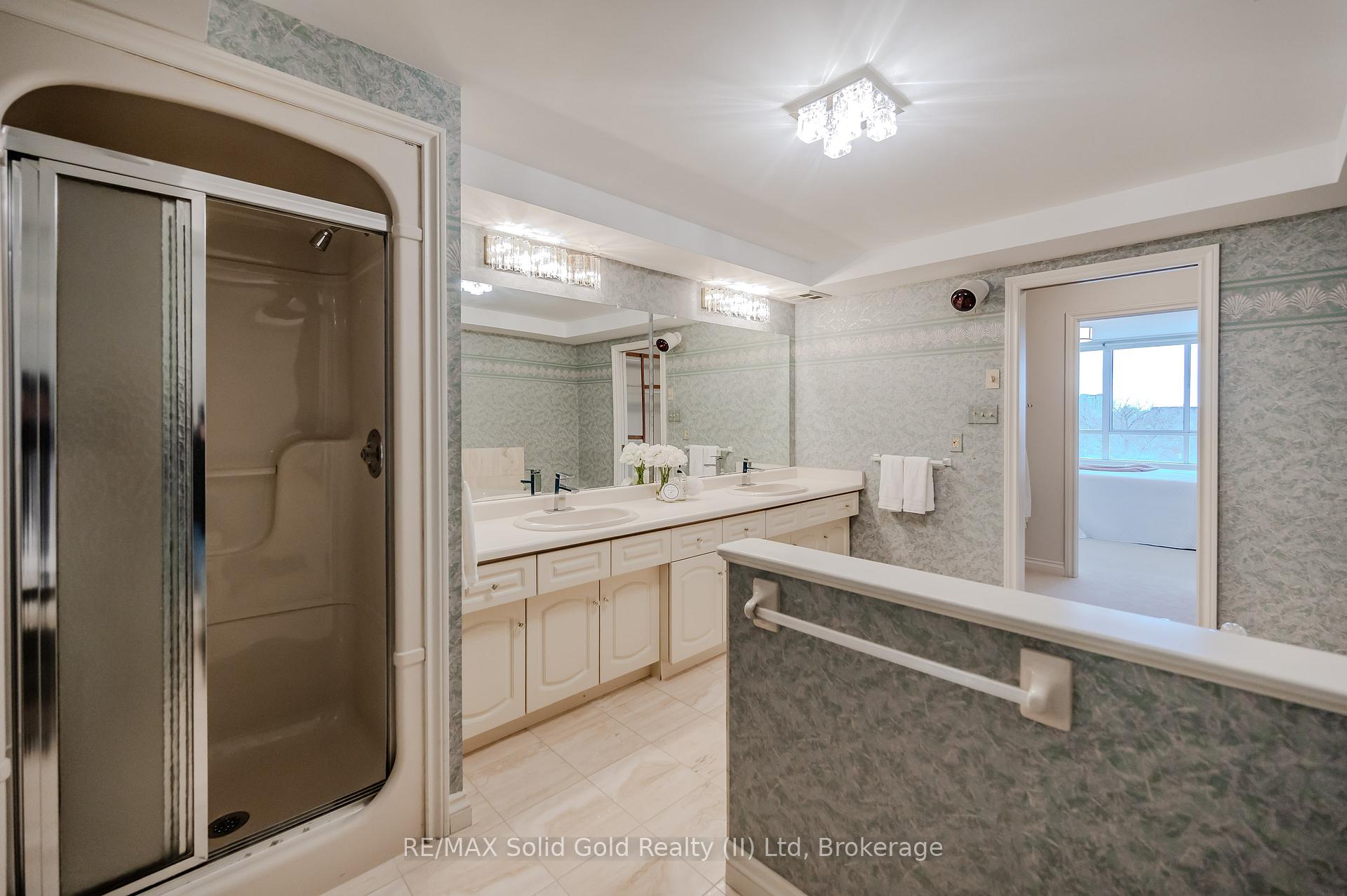 Photo 27 of Unit 403, 2 Lancaster Street E, Kitchener — HOMEH