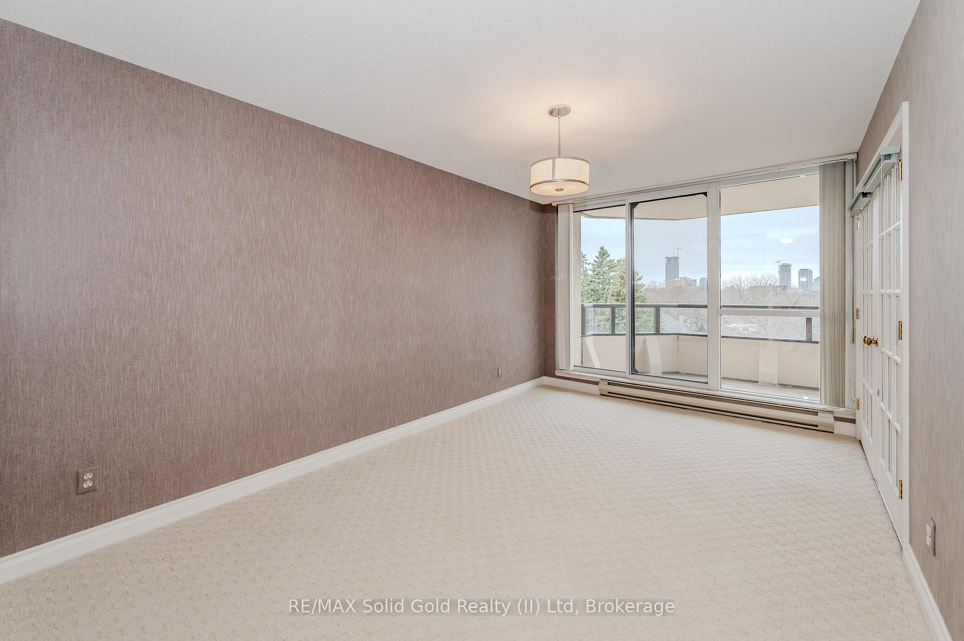 Photo 28 of Unit 403, 2 Lancaster Street E, Kitchener — HOMEH