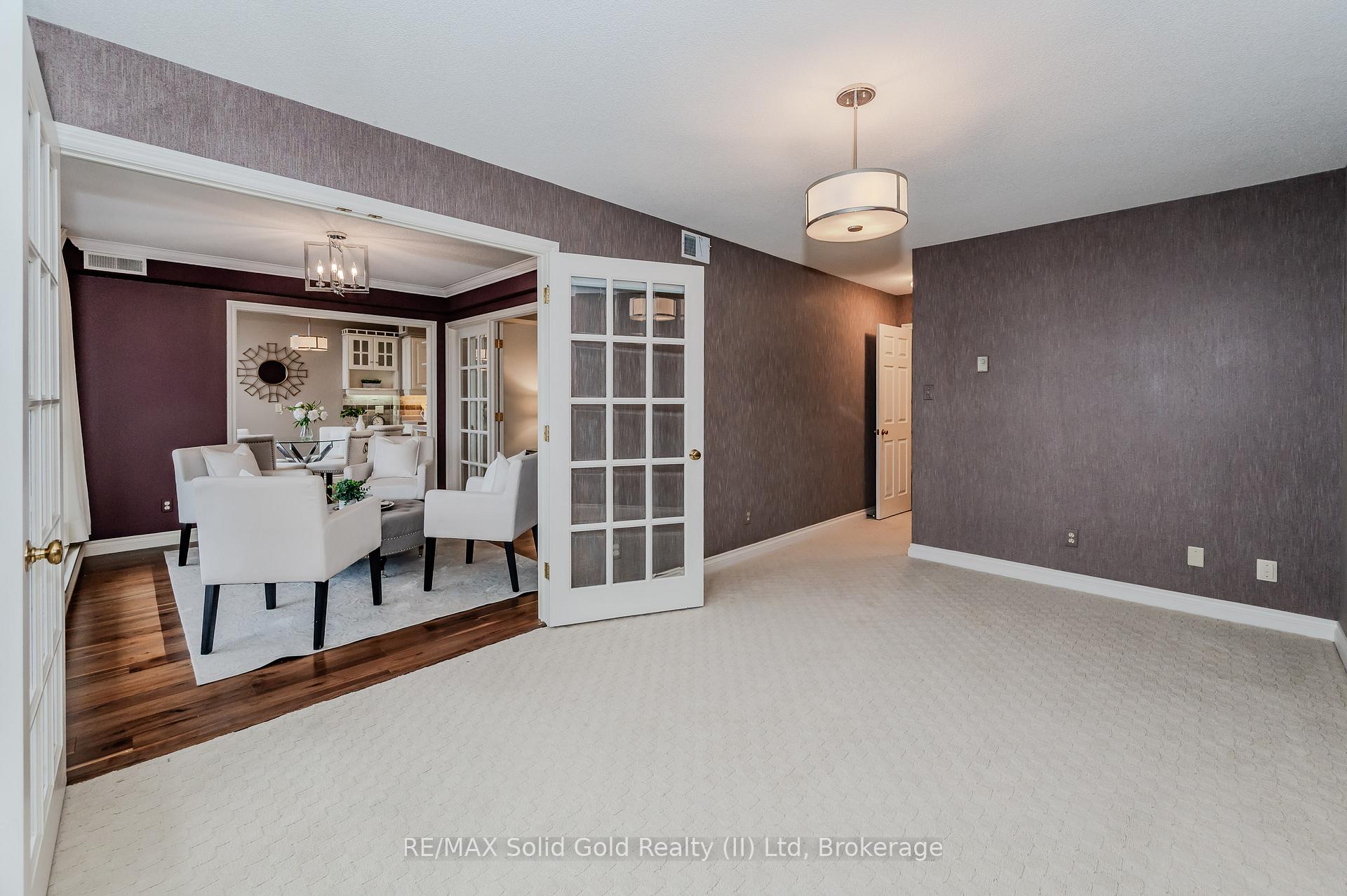 Photo 29 of Unit 403, 2 Lancaster Street E, Kitchener — HOMEH