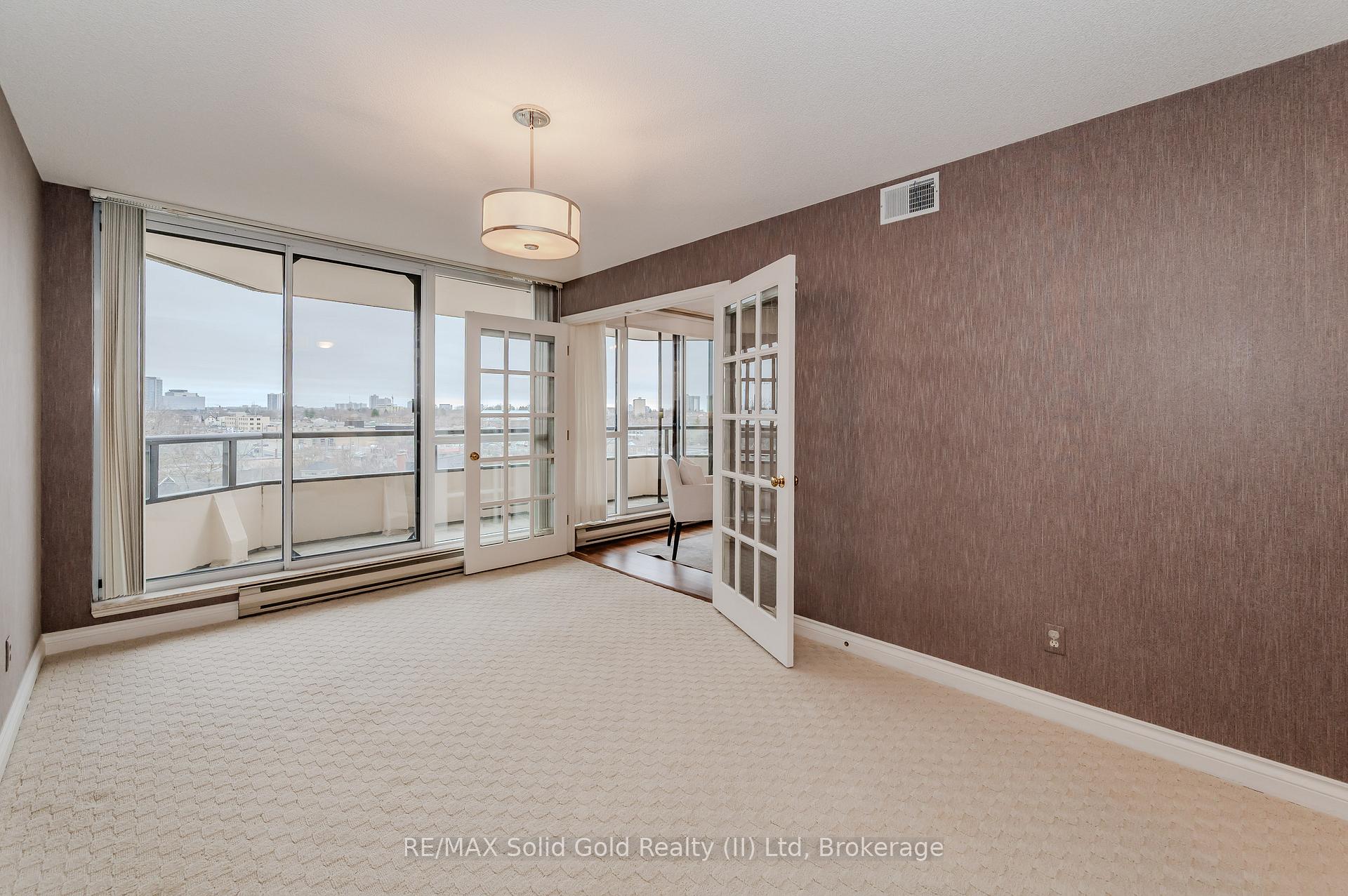Photo 30 of Unit 403, 2 Lancaster Street E, Kitchener — HOMEH