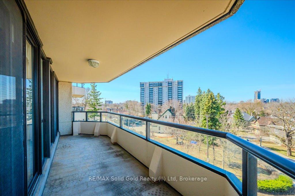 Photo 32 of Unit 403, 2 Lancaster Street E, Kitchener — HOMEH