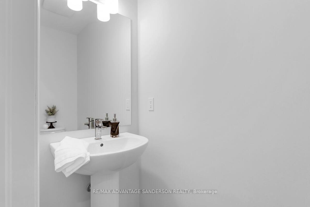 Photo 21 of Unit 123, 93 Stonefield Lane, Middlesex Centre, Ilderton — HOMEH