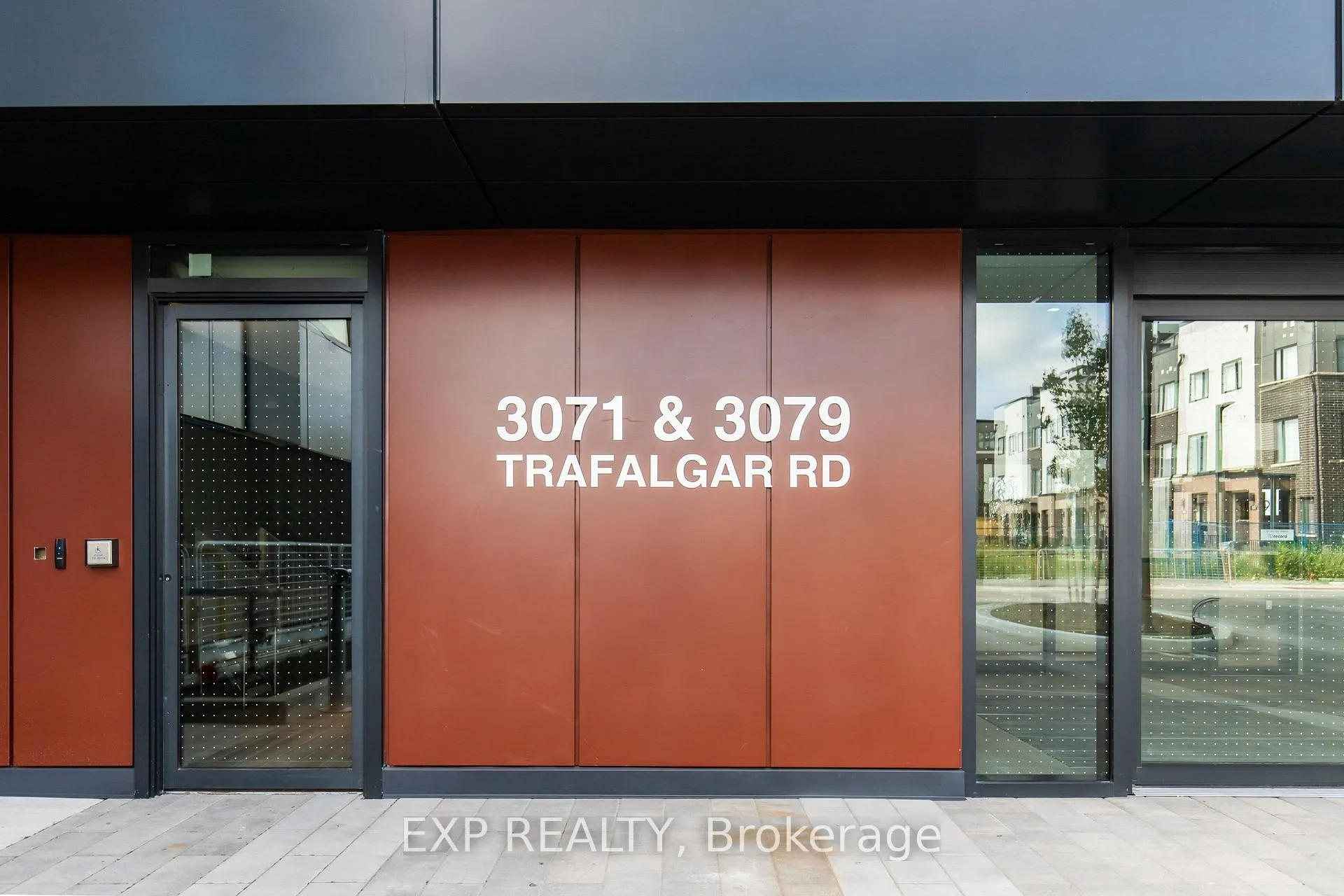Photo 4 of Unit 407, 3079 Trafalgar Road, Oakville, Joshua Meadows — HOMEH