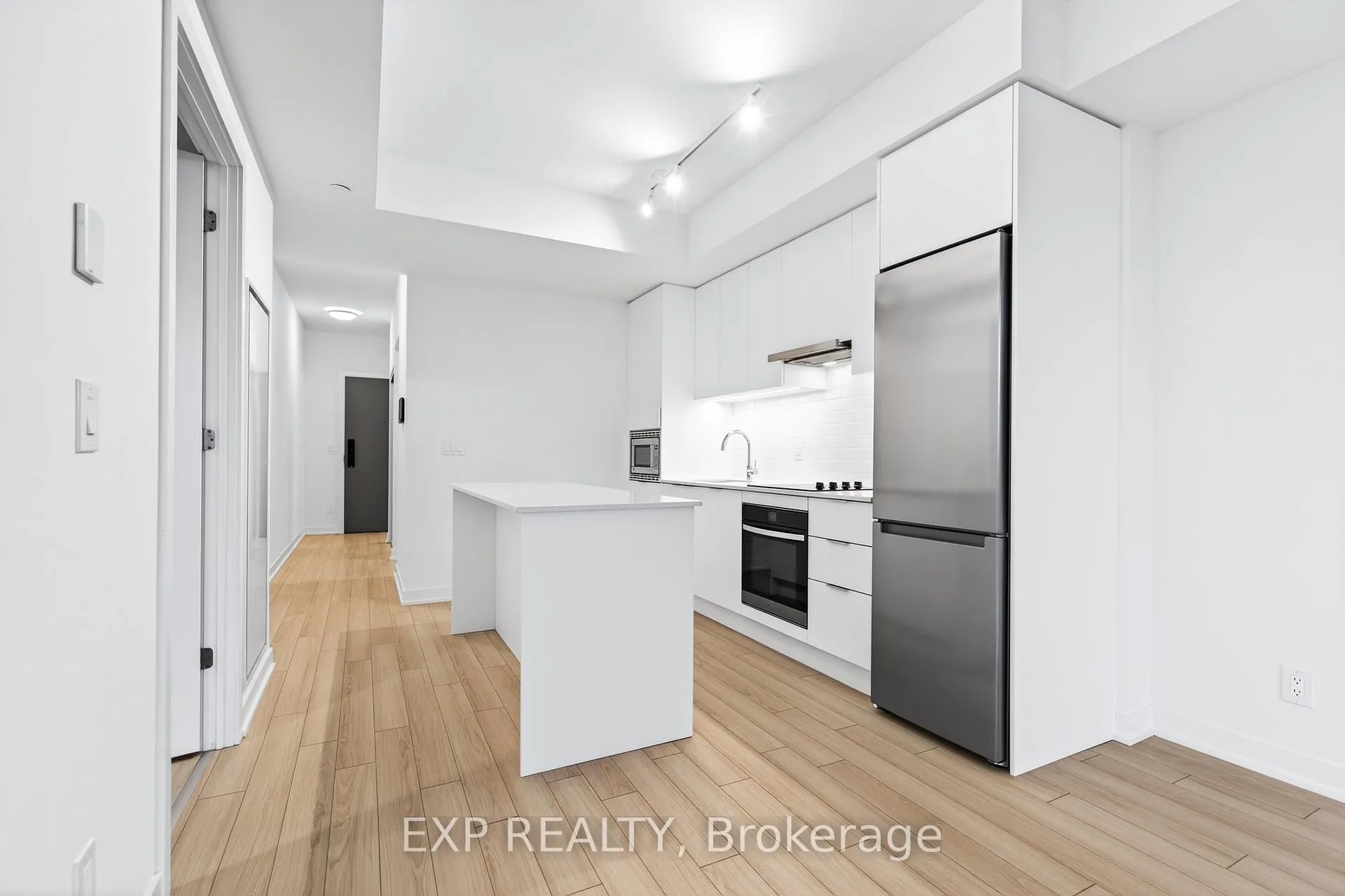 Photo 19 of Unit 407, 3079 Trafalgar Road, Oakville, Joshua Meadows — HOMEH
