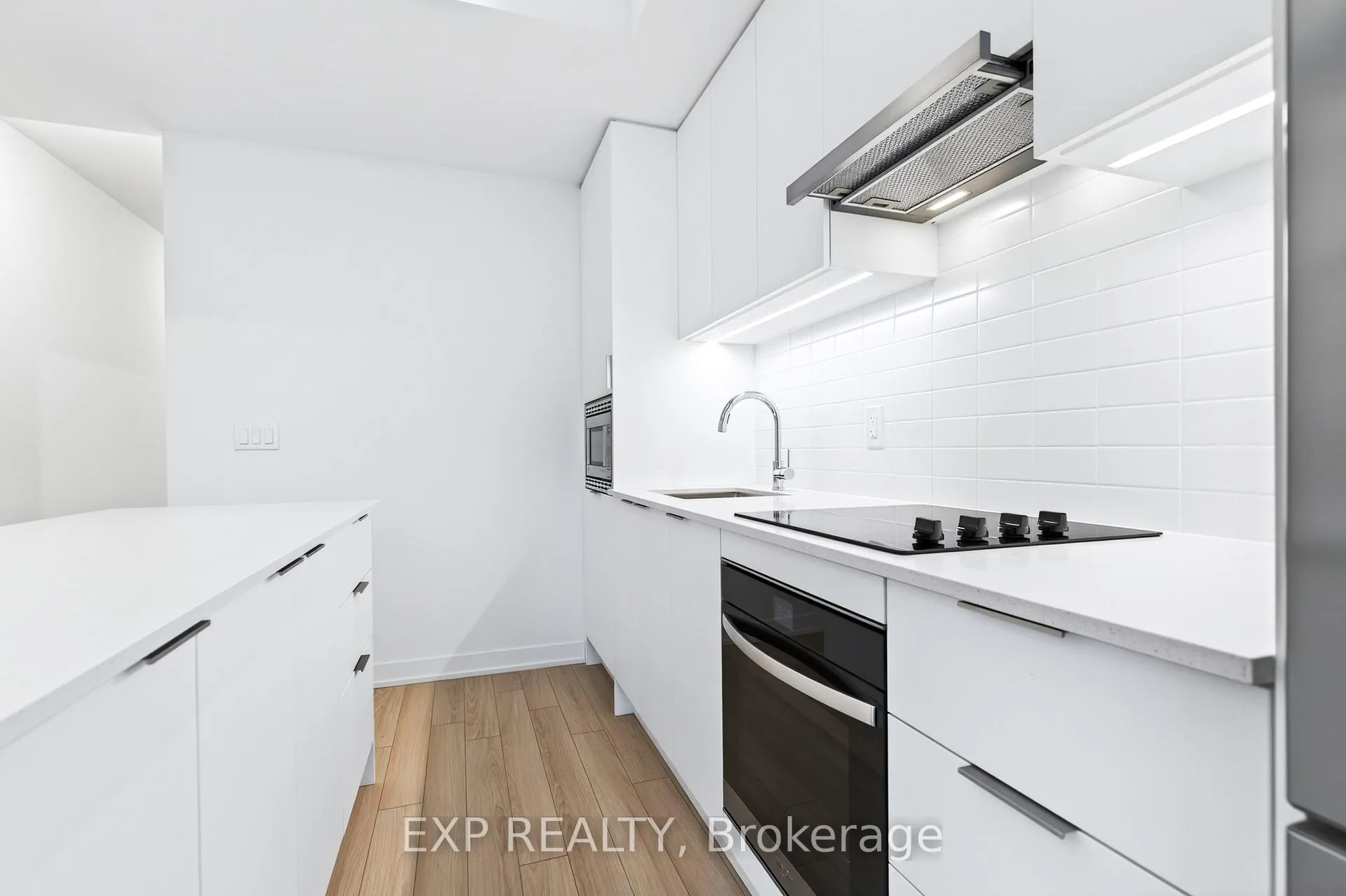 Photo 21 of Unit 407, 3079 Trafalgar Road, Oakville, Joshua Meadows — HOMEH