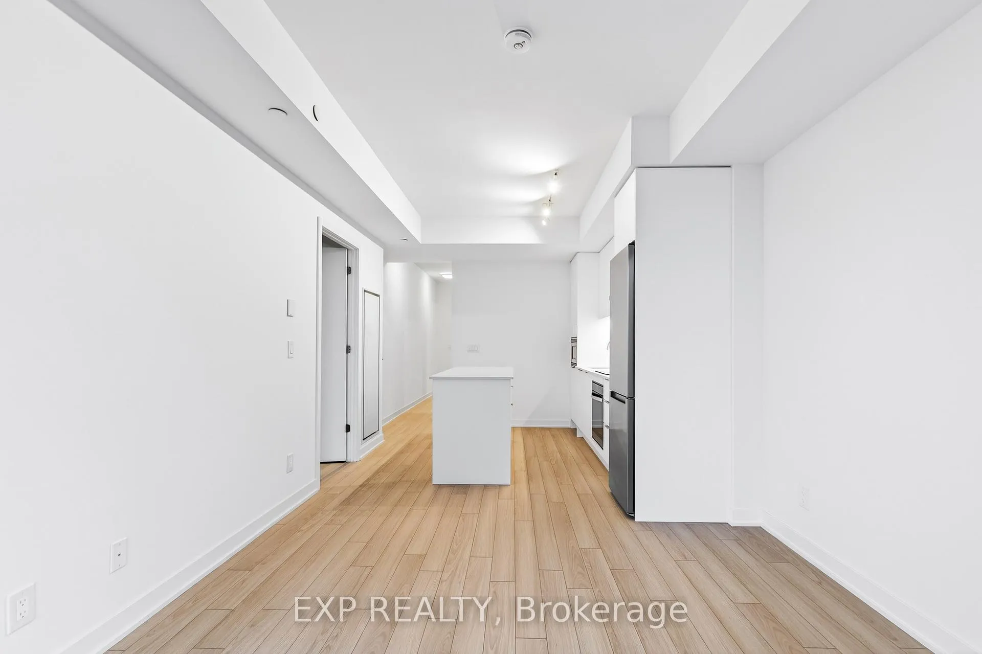 Photo 33 of Unit 407, 3079 Trafalgar Road, Oakville, Joshua Meadows — HOMEH