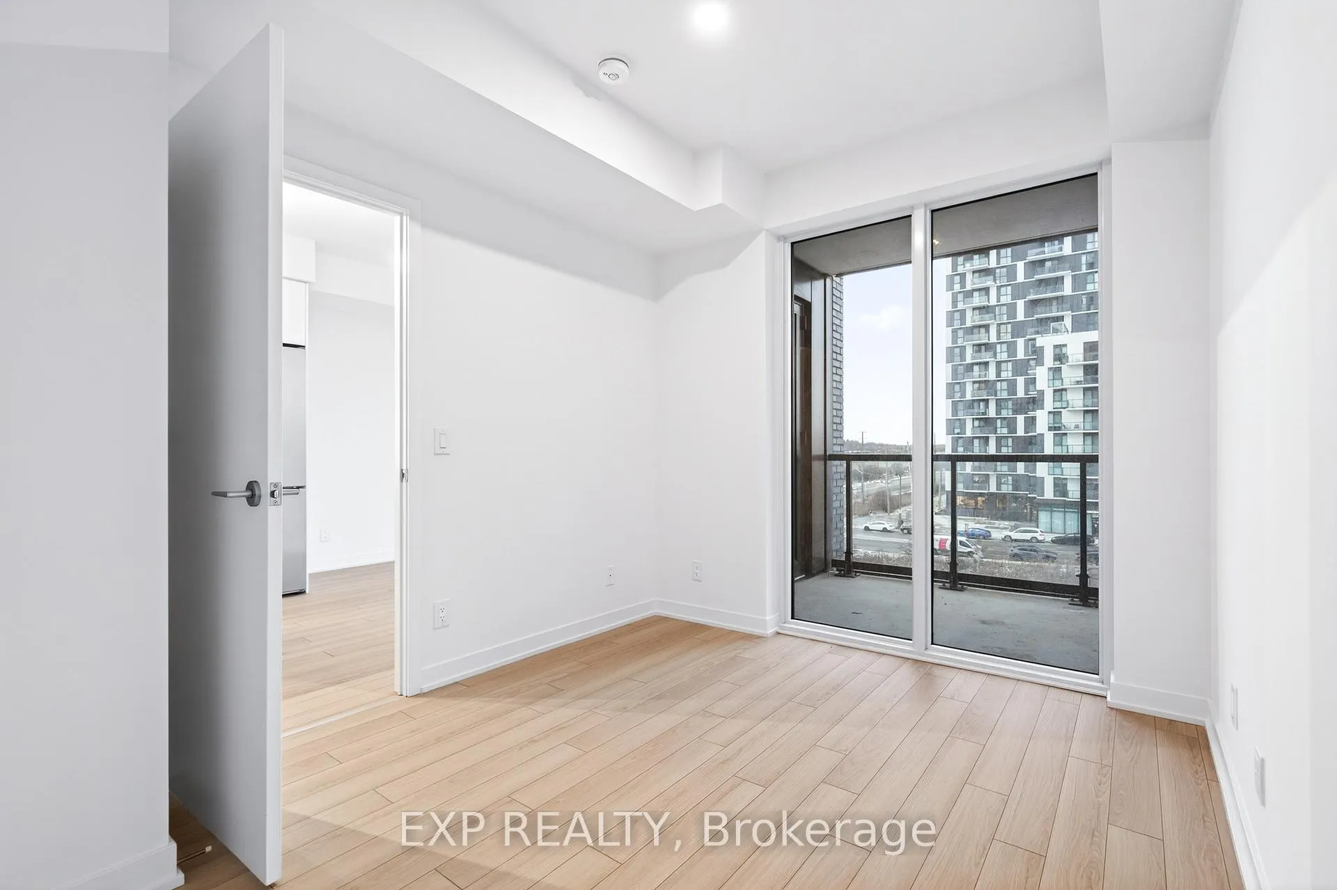 Photo 41 of Unit 407, 3079 Trafalgar Road, Oakville, Joshua Meadows — HOMEH