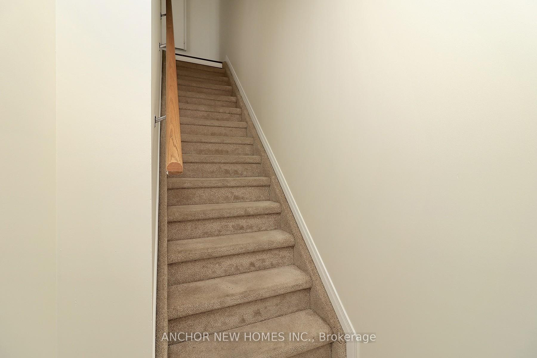 Photo 6 of Unit 7, 19 Cheltenham Road, Barrie, Georgian Drive — HOMEH