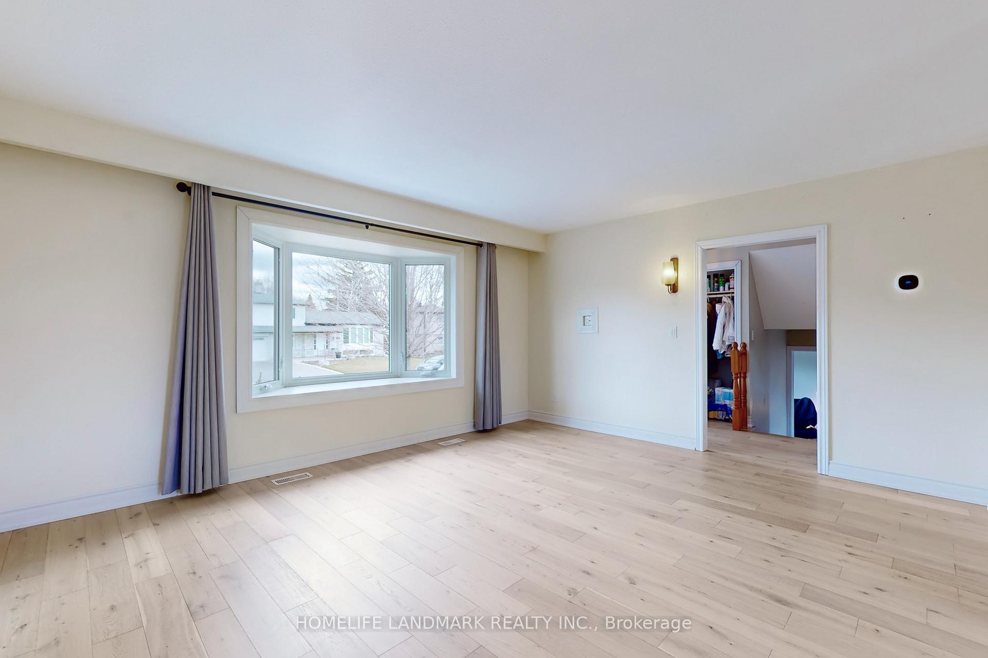 Photo 6 of 54 Hills Road, Ajax, South East — HOMEH