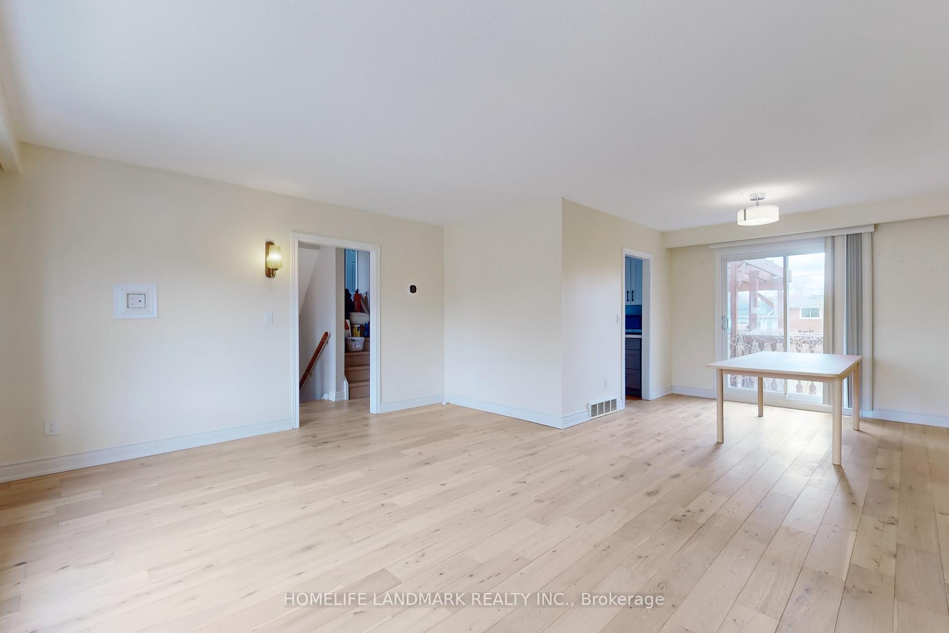 Photo 8 of 54 Hills Road, Ajax, South East — HOMEH