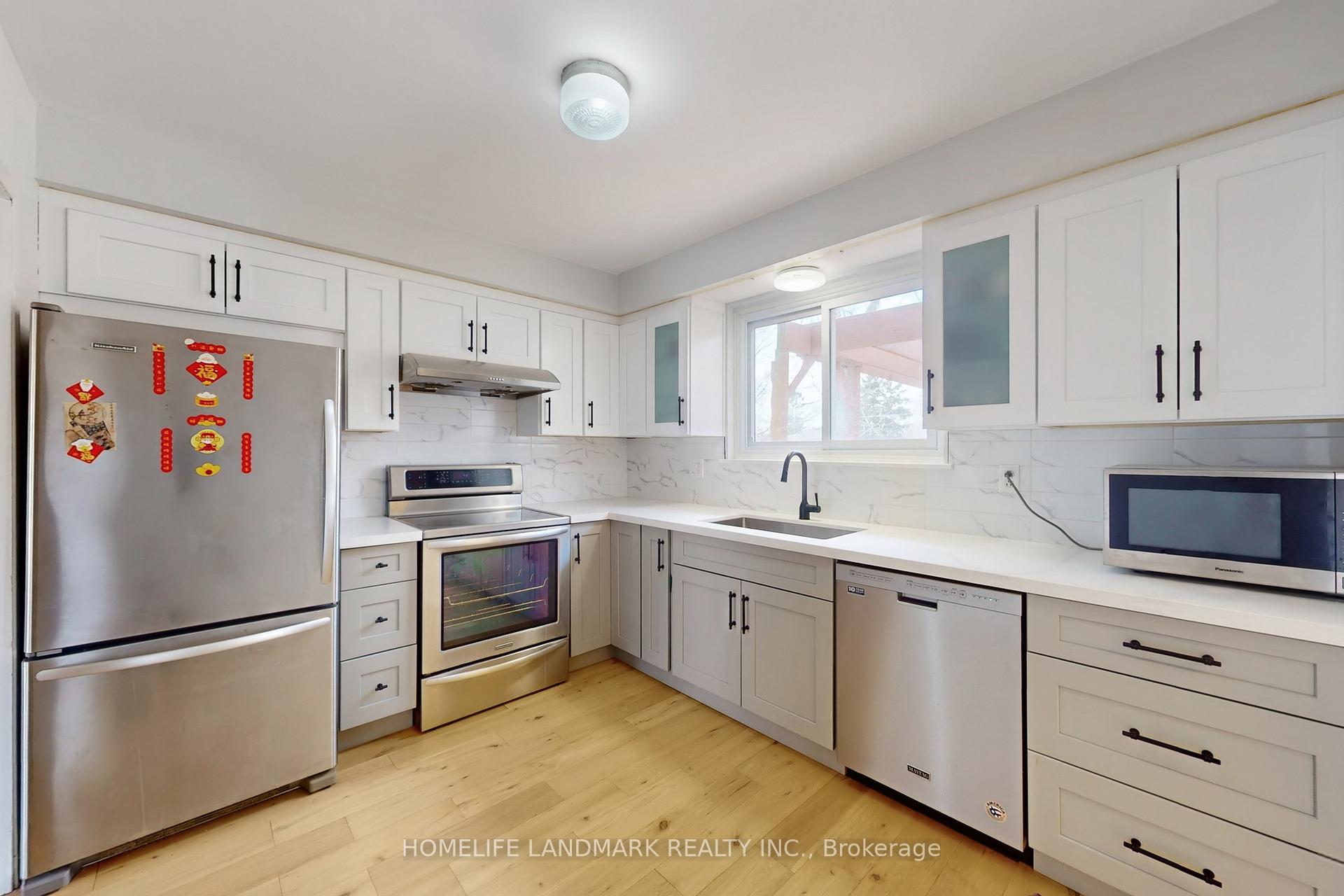 Photo 13 of 54 Hills Road, Ajax, South East — HOMEH