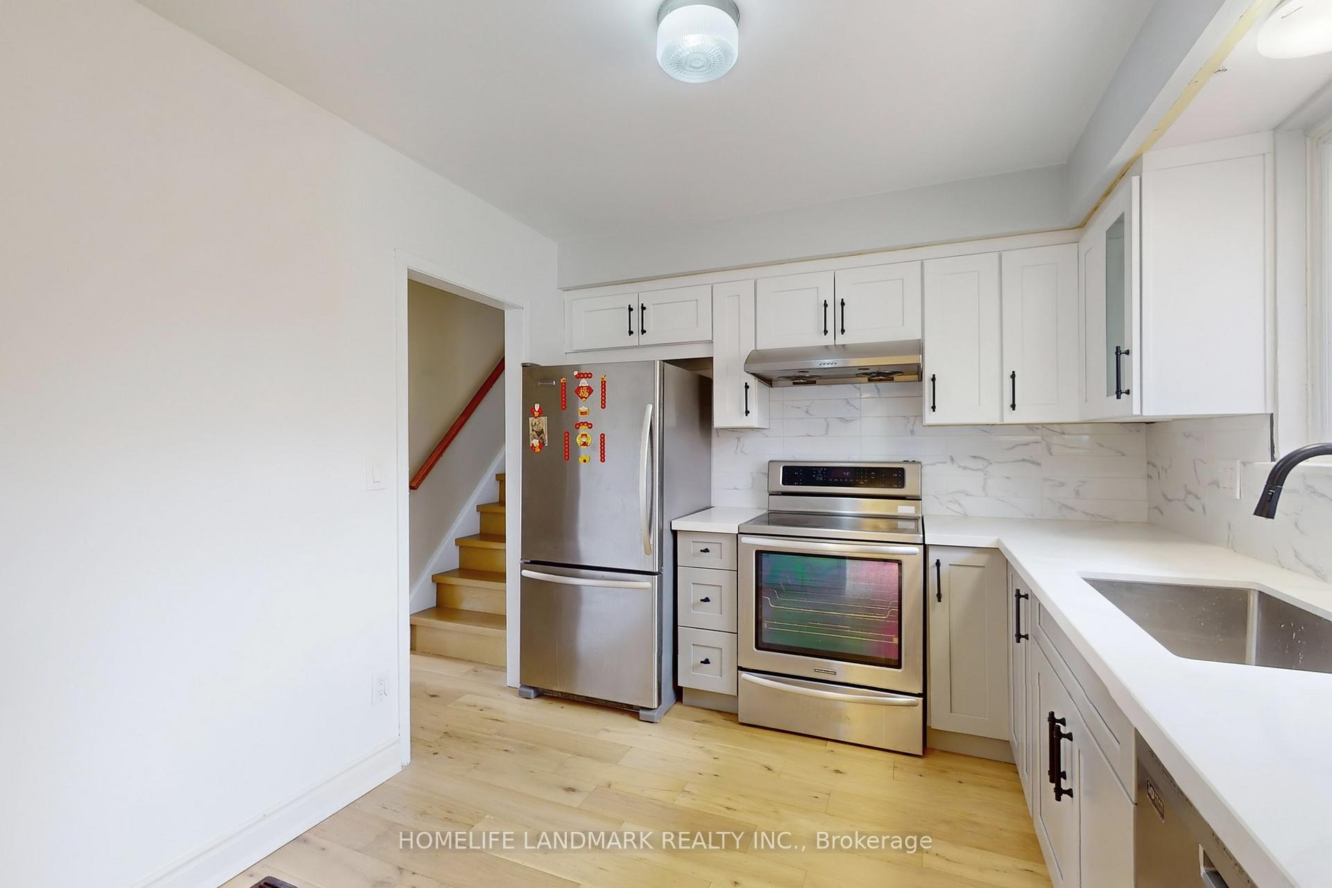 Photo 14 of 54 Hills Road, Ajax, South East — HOMEH