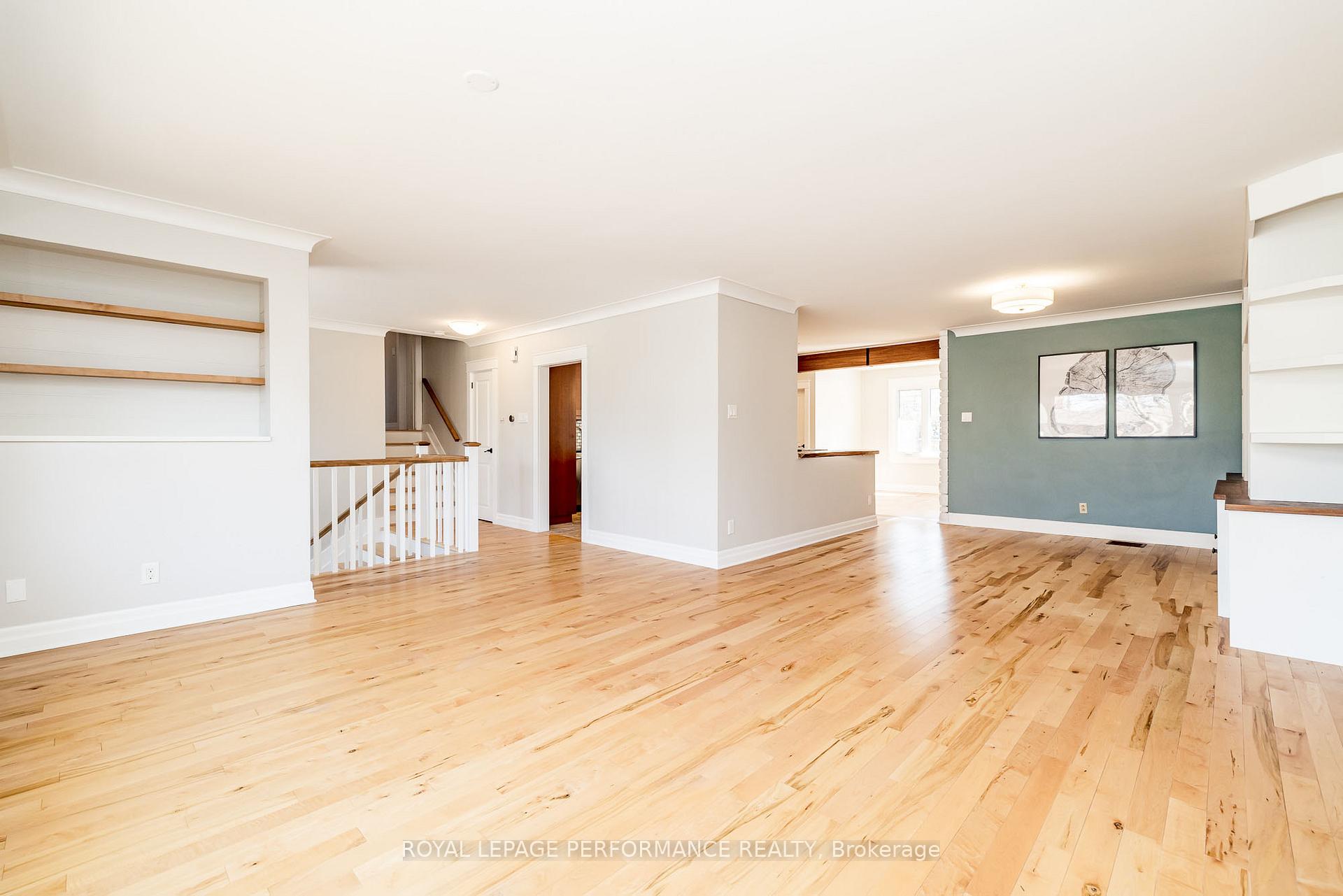 Photo 5 of 3 Birchwood Drive, Ottawa, City View/Skyline/Fisher Heights/Parkwood Hills — HOMEH