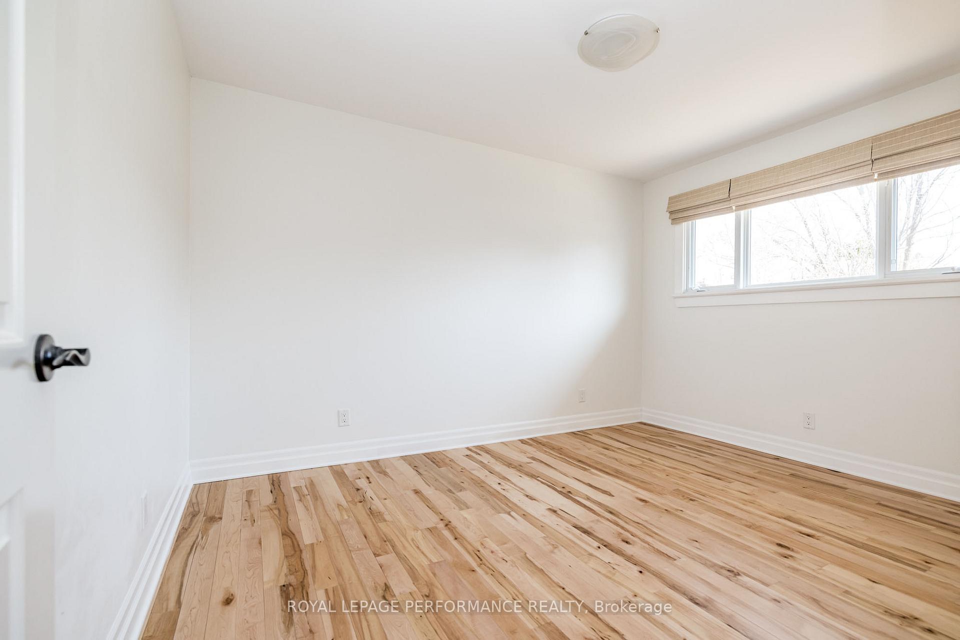 Photo 25 of 3 Birchwood Drive, Ottawa, City View/Skyline/Fisher Heights/Parkwood Hills — HOMEH