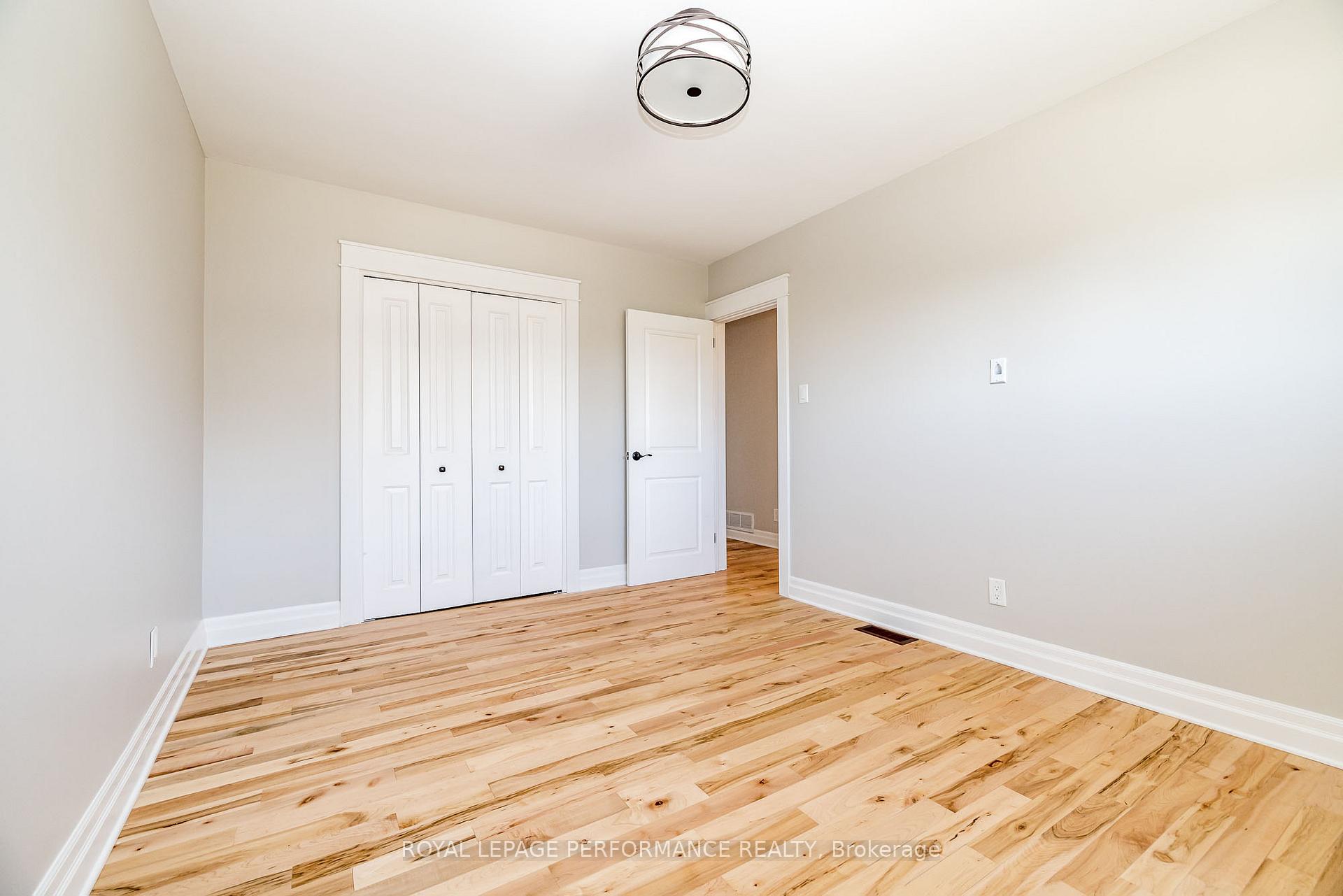 Photo 29 of 3 Birchwood Drive, Ottawa, City View/Skyline/Fisher Heights/Parkwood Hills — HOMEH