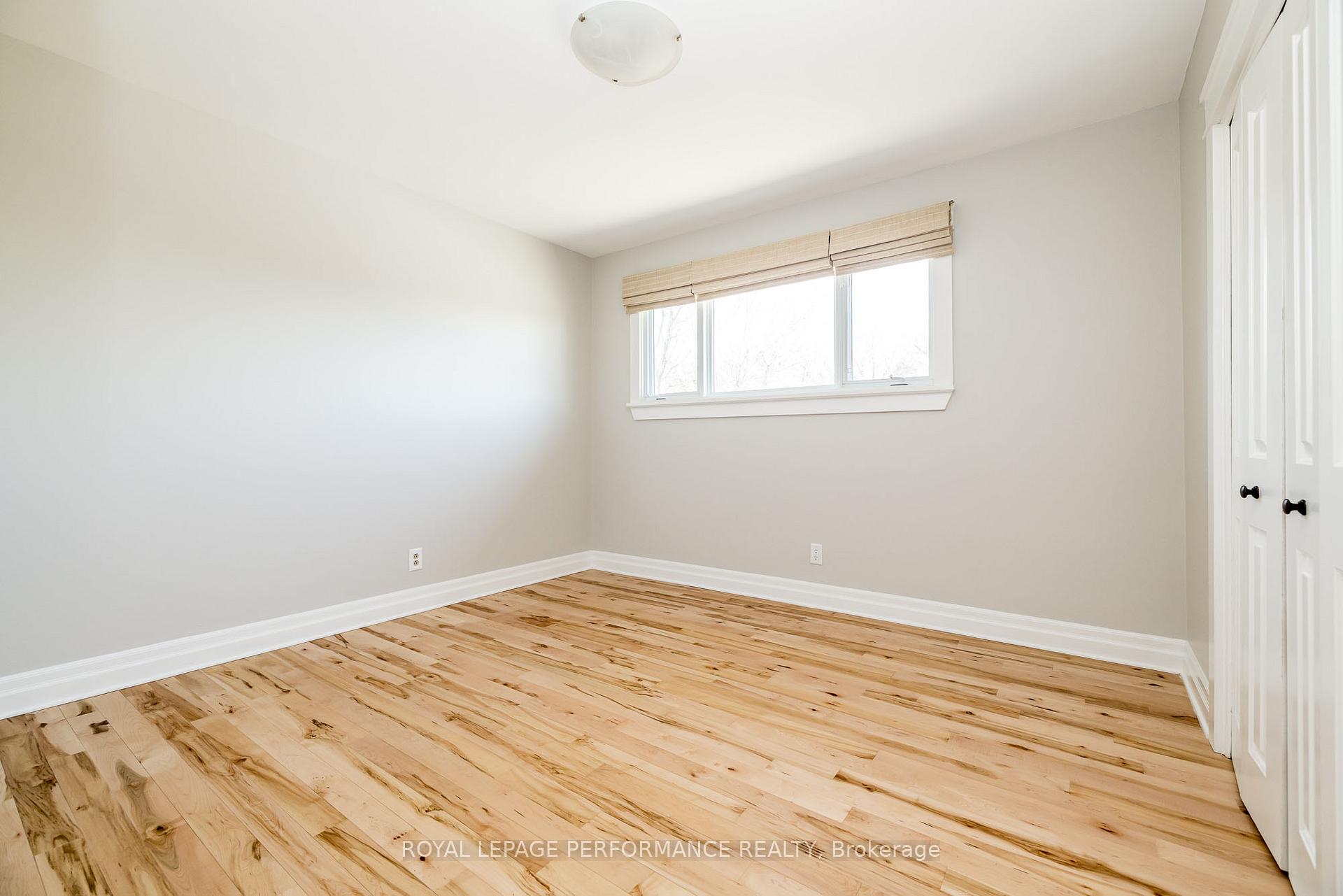 Photo 35 of 3 Birchwood Drive, Ottawa, City View/Skyline/Fisher Heights/Parkwood Hills — HOMEH