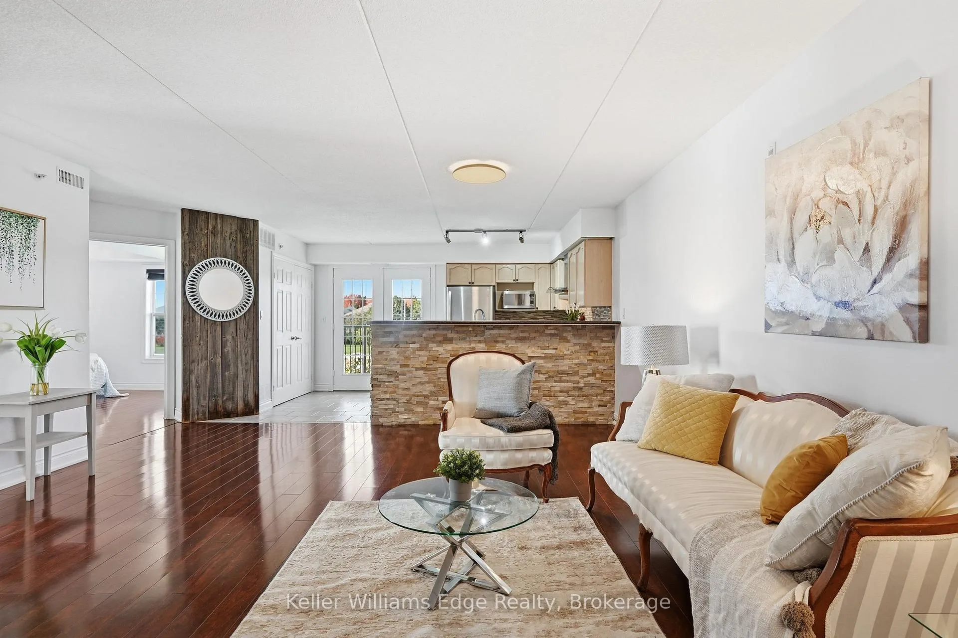 Photo 5 of Unit 315, 1480 Bishops Gate, Oakville, Glen Abbey — HOMEH