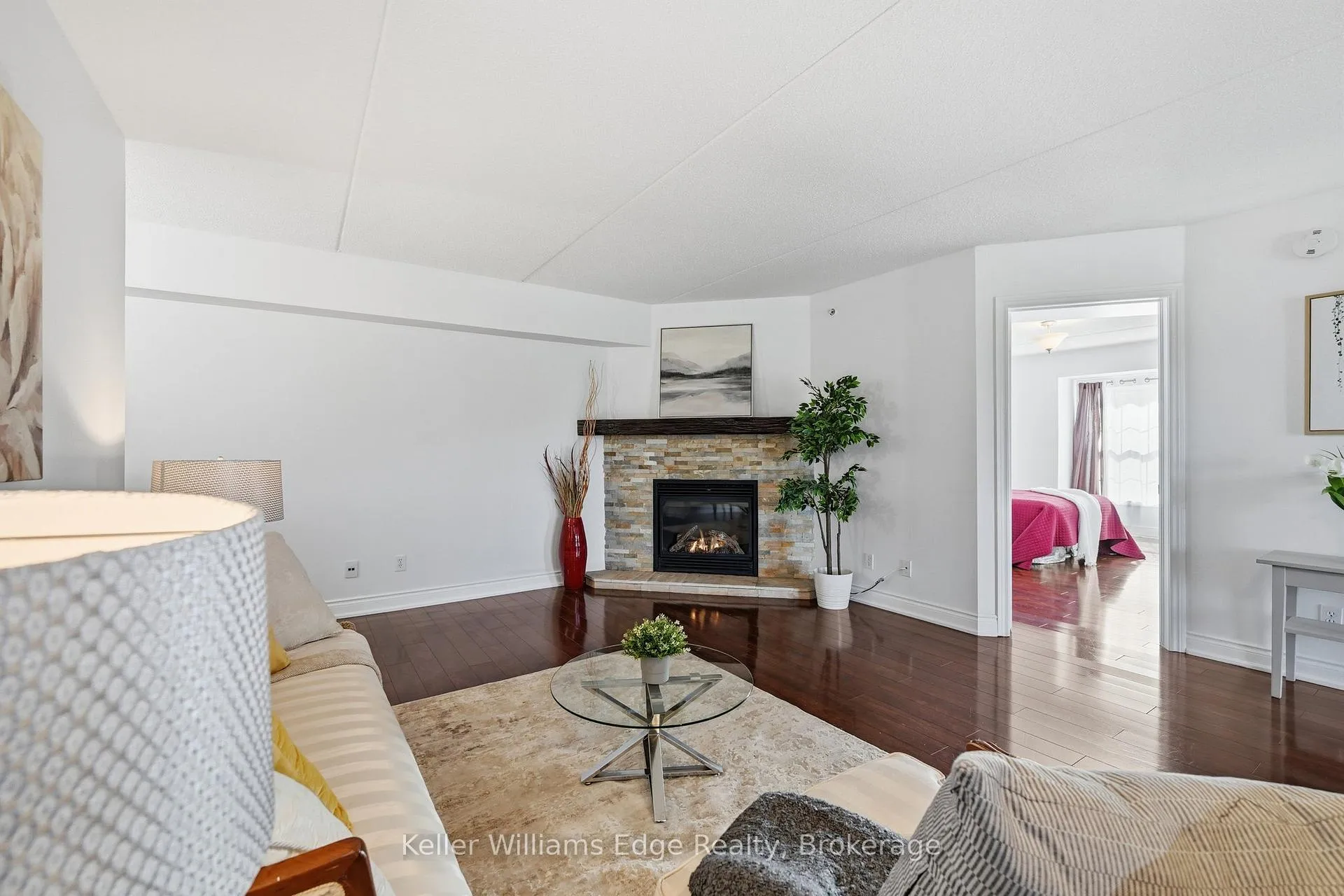 Photo 9 of Unit 315, 1480 Bishops Gate, Oakville, Glen Abbey — HOMEH