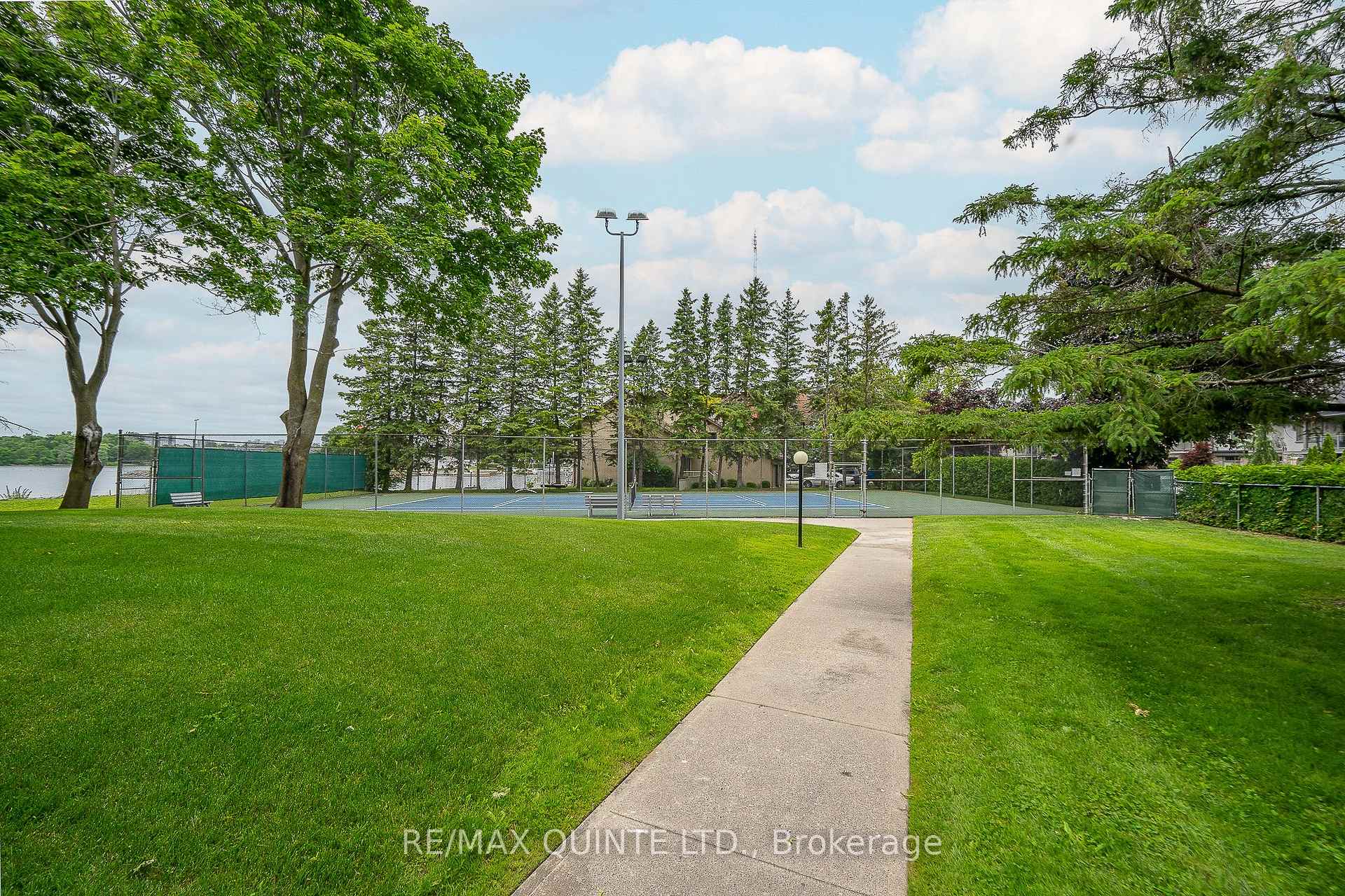 Photo 35 of Unit 1004, 2 South Front Street S, Belleville, Belleville Ward — HOMEH
