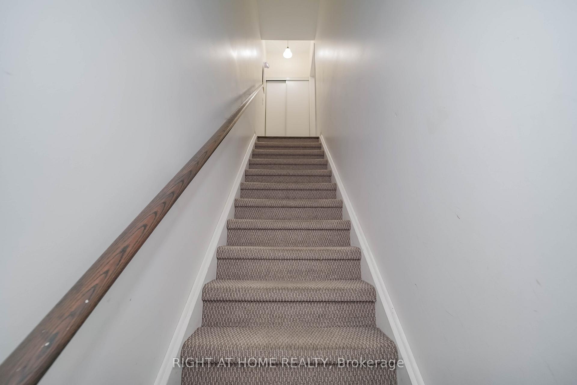 Photo 10 of Unit 6, 33 Island Road, Scarborough, Rouge — HOMEH