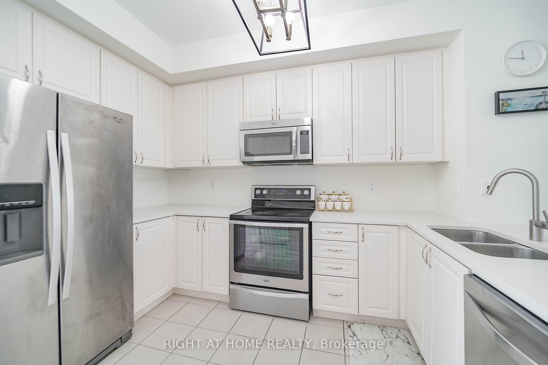 Photo 13 of Unit 6, 33 Island Road, Scarborough, Rouge — HOMEH