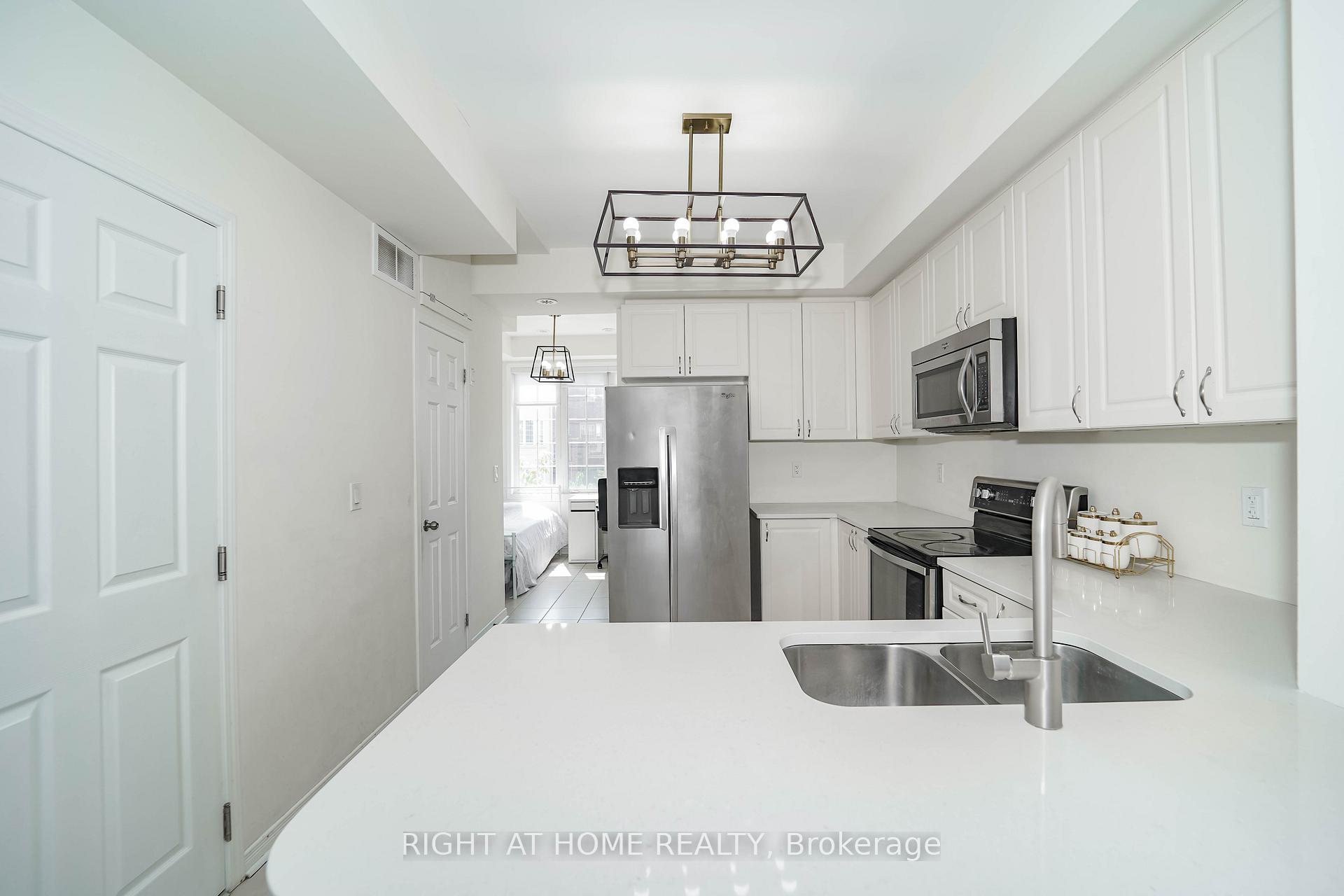Photo 15 of Unit 6, 33 Island Road, Scarborough, Rouge — HOMEH