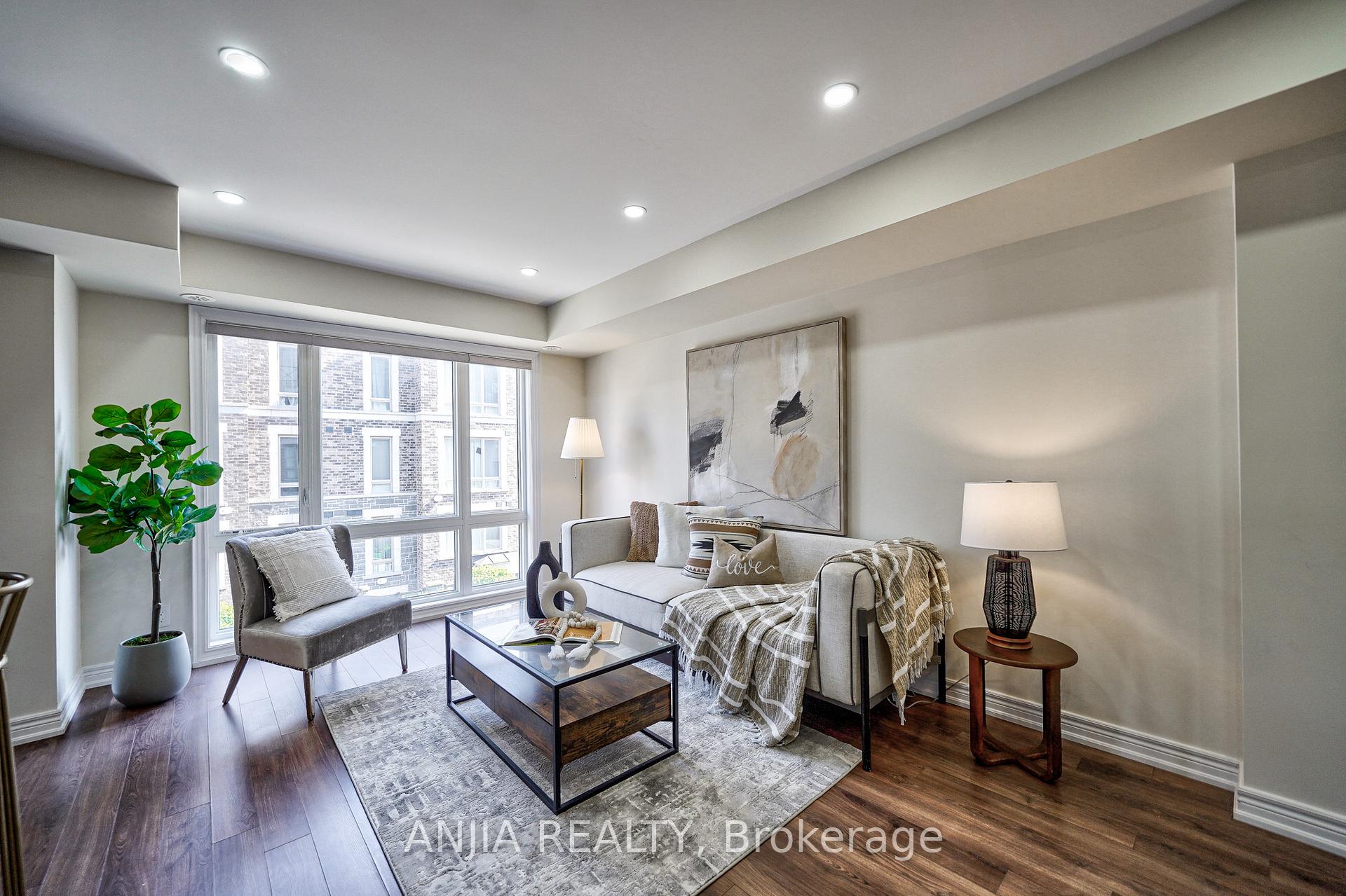 Photo 7 of Unit 216, 10 Dunsheath Way, Markham, Cornell — HOMEH