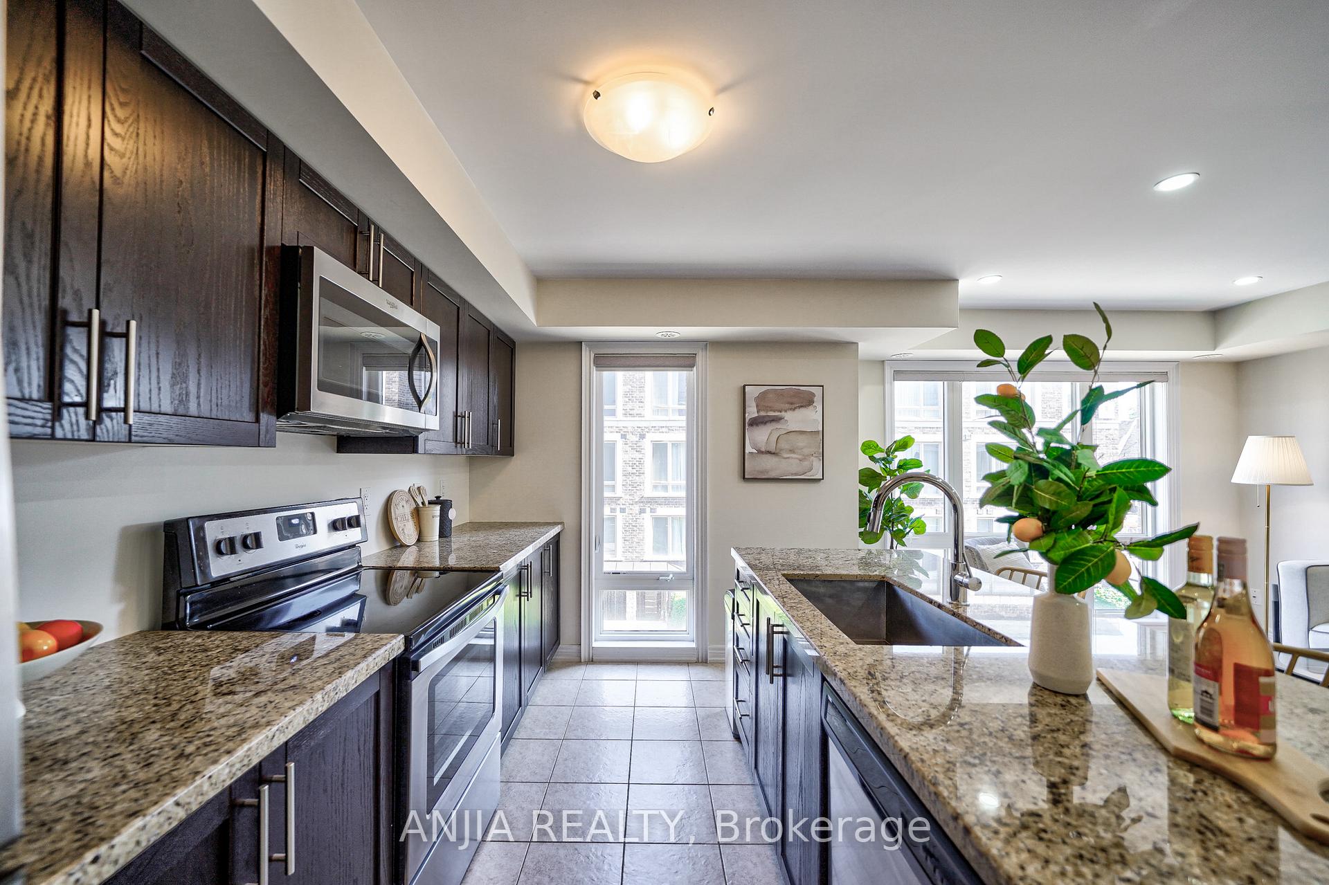 Photo 11 of Unit 216, 10 Dunsheath Way, Markham, Cornell — HOMEH