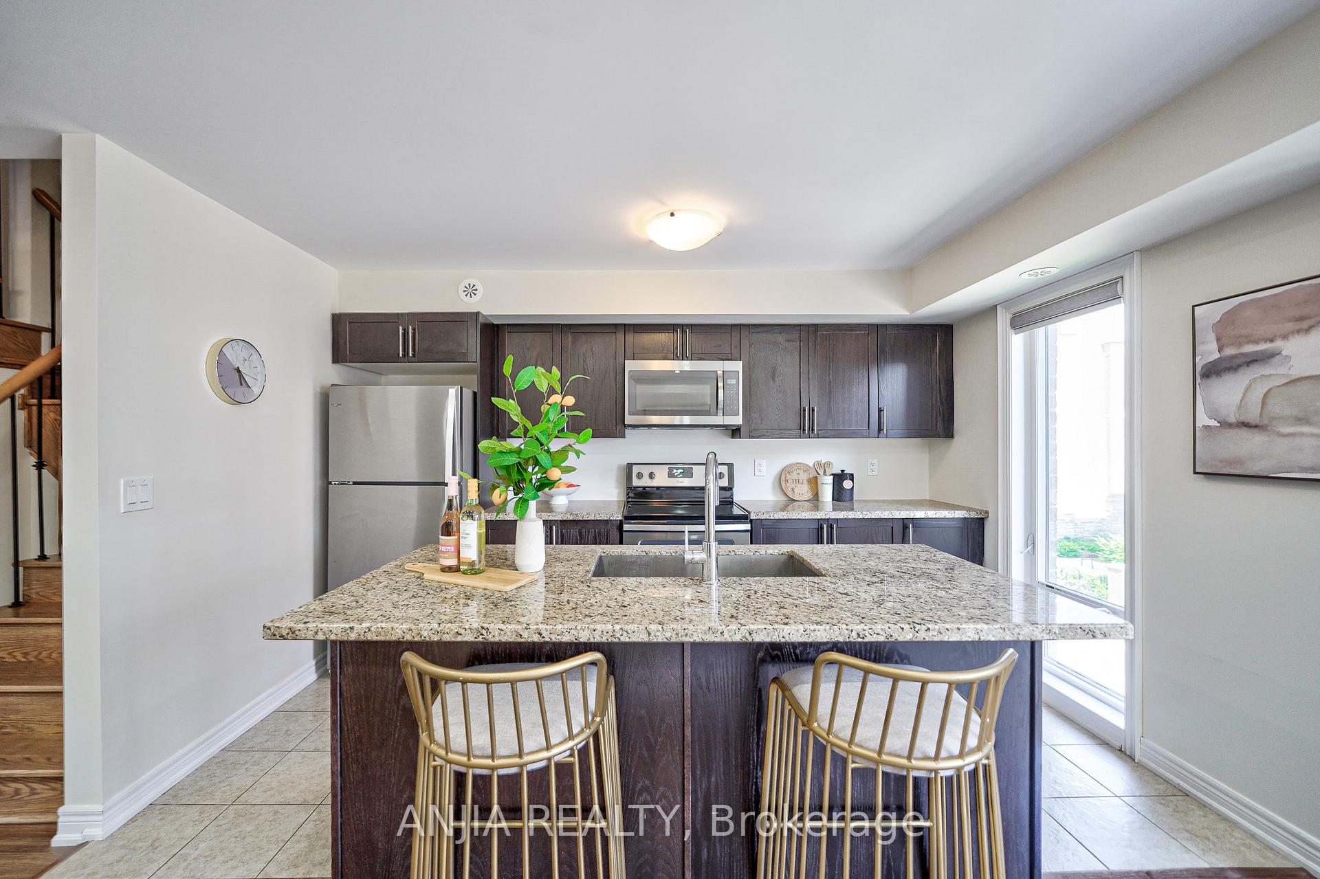 Photo 17 of Unit 216, 10 Dunsheath Way, Markham, Cornell — HOMEH