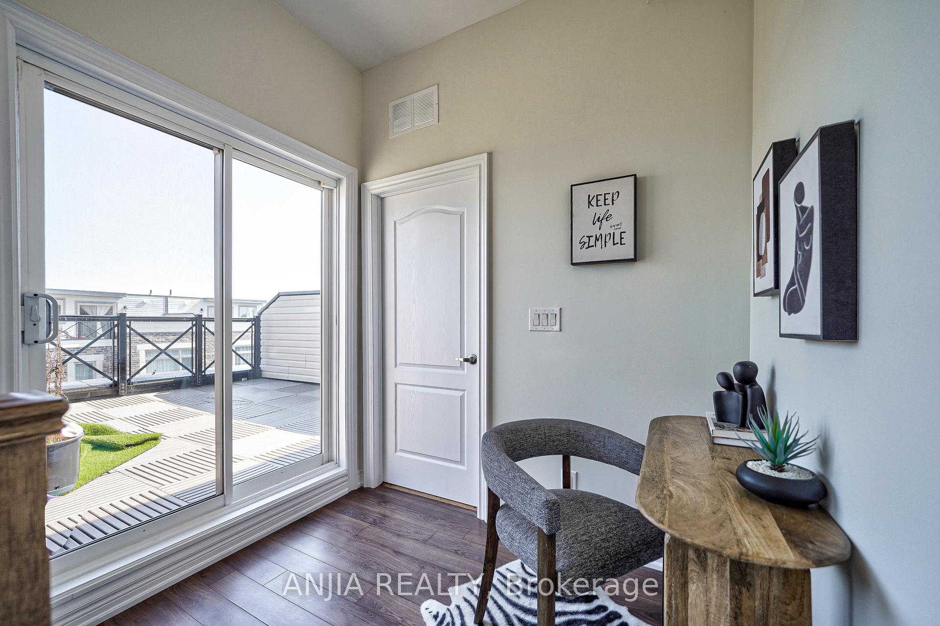 Photo 32 of Unit 216, 10 Dunsheath Way, Markham, Cornell — HOMEH