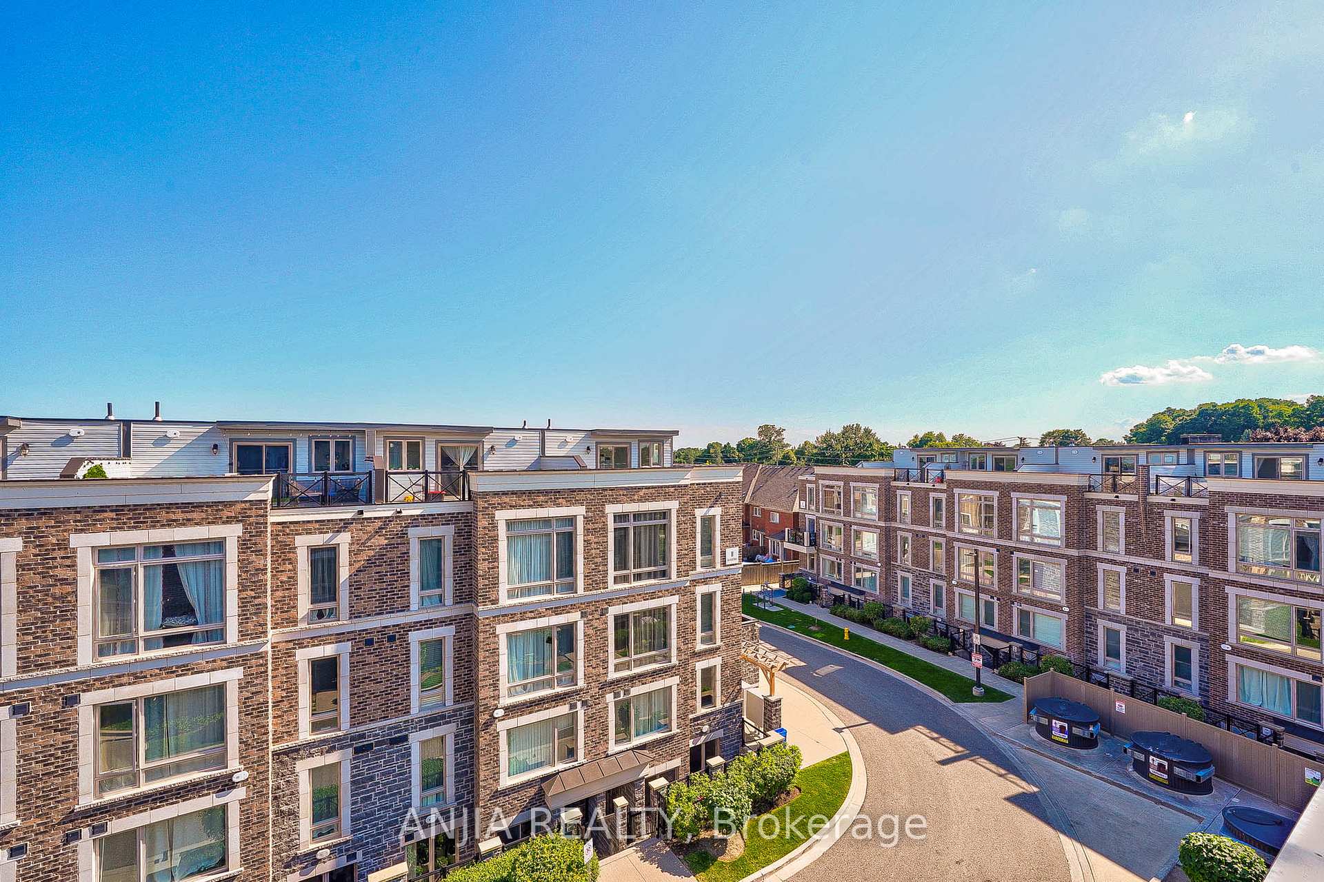 Photo 37 of Unit 216, 10 Dunsheath Way, Markham, Cornell — HOMEH