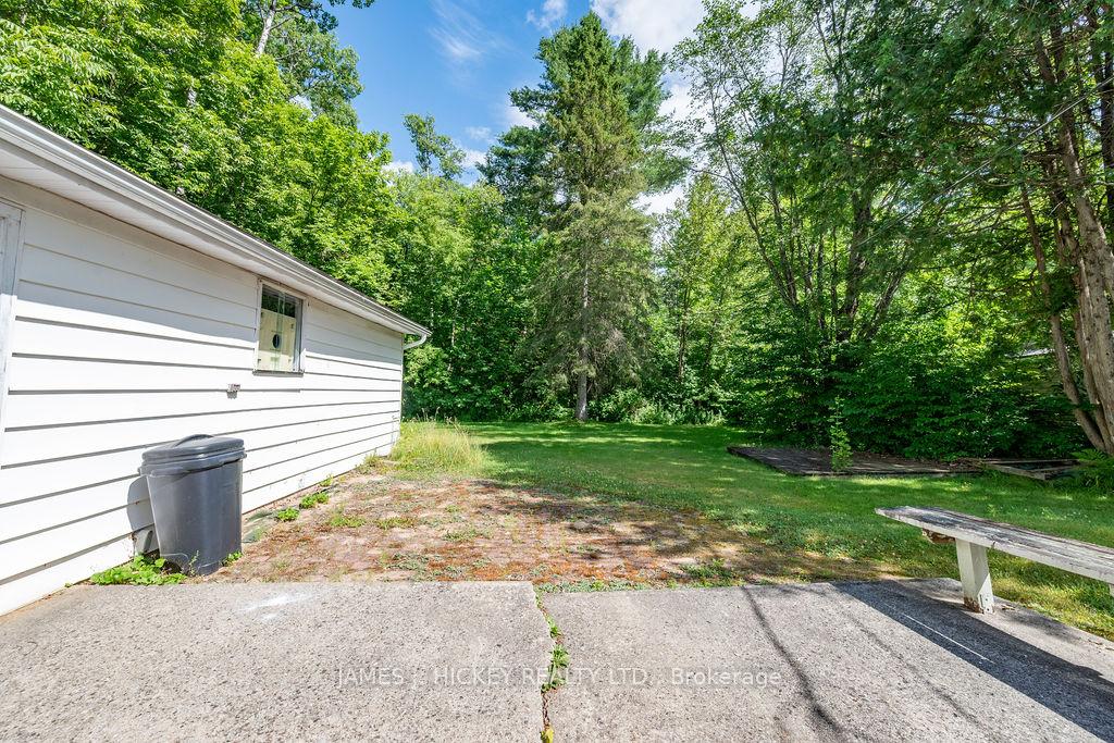 Photo 2 of 30 Lasalle Drive, Deep River, Deep River — HOMEH