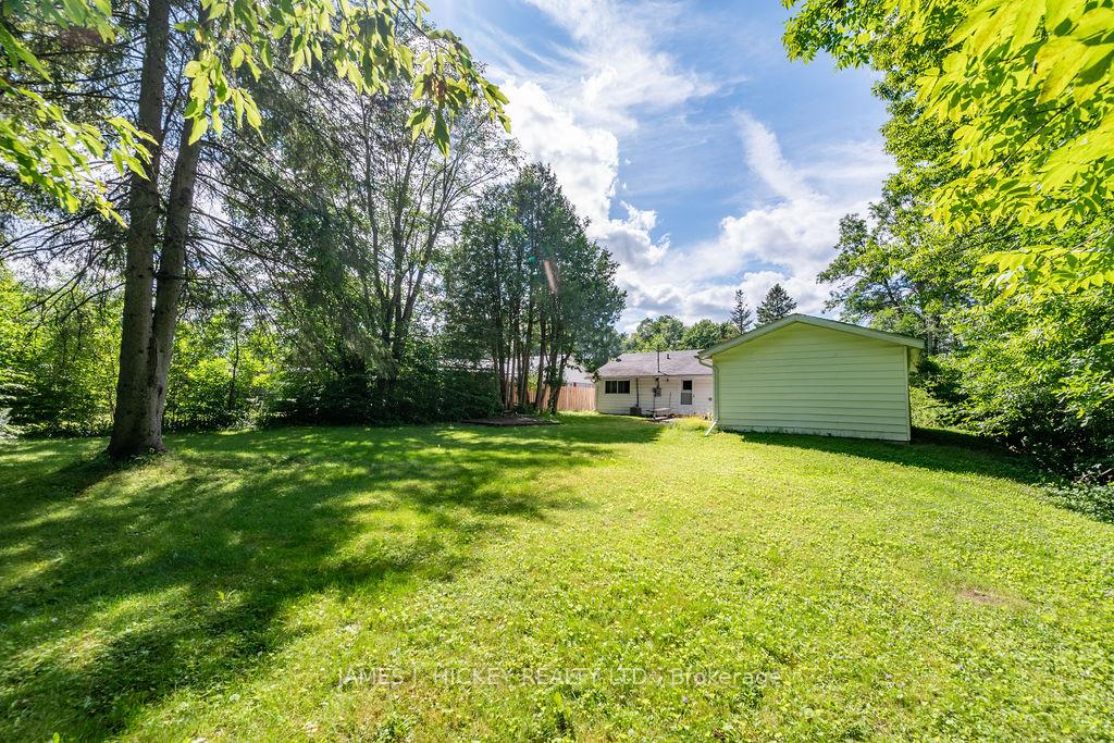 Photo 5 of 30 Lasalle Drive, Deep River, Deep River — HOMEH