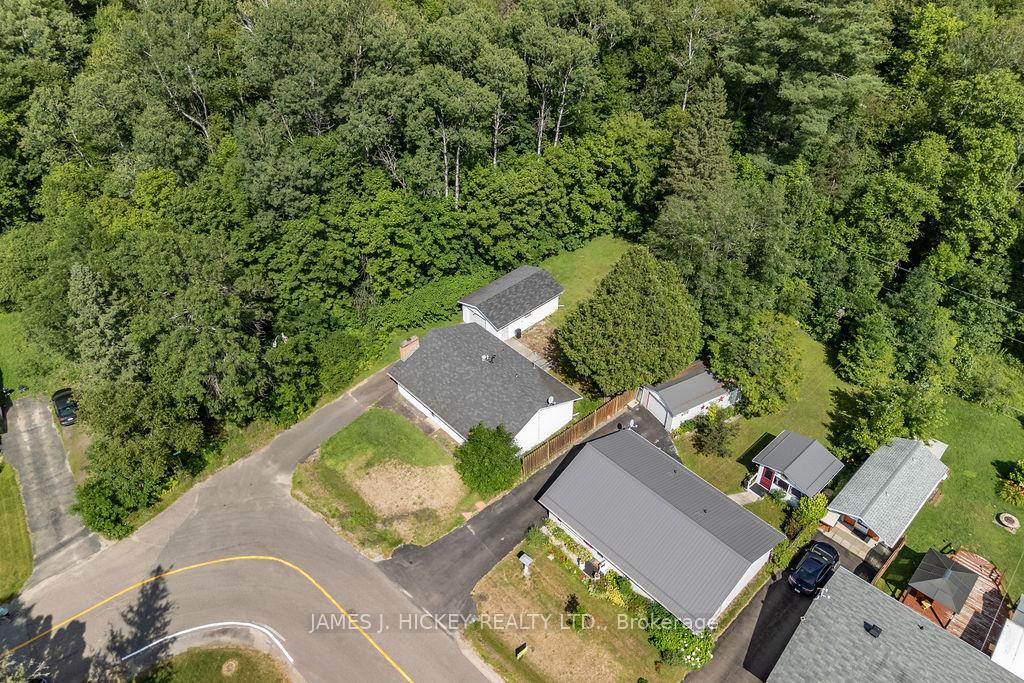 Photo 14 of 30 Lasalle Drive, Deep River, Deep River — HOMEH