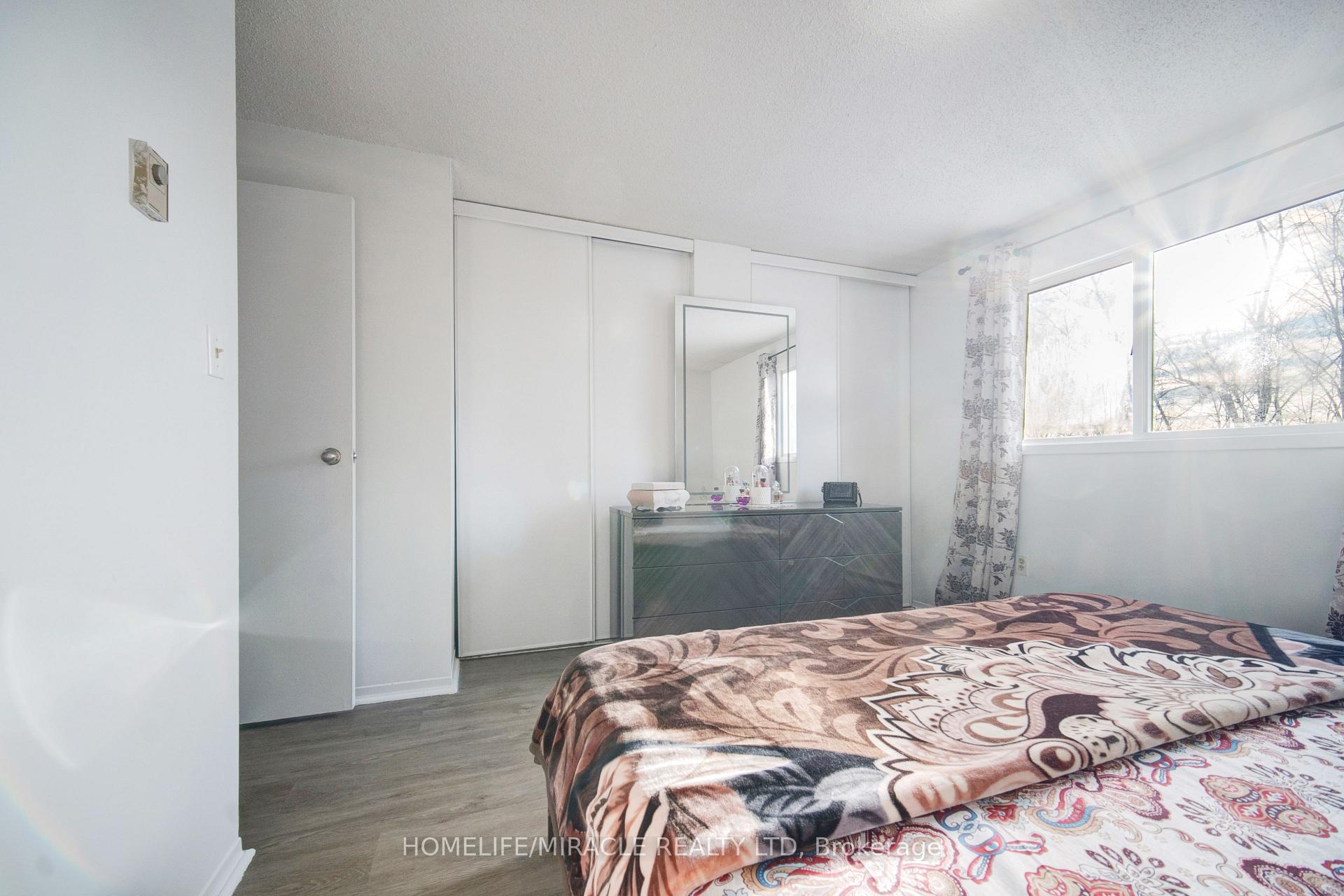 Photo 23 of Unit 53, 40 Imperial Road N, Guelph, Willow West/Sugarbush/West Acres — HOMEH