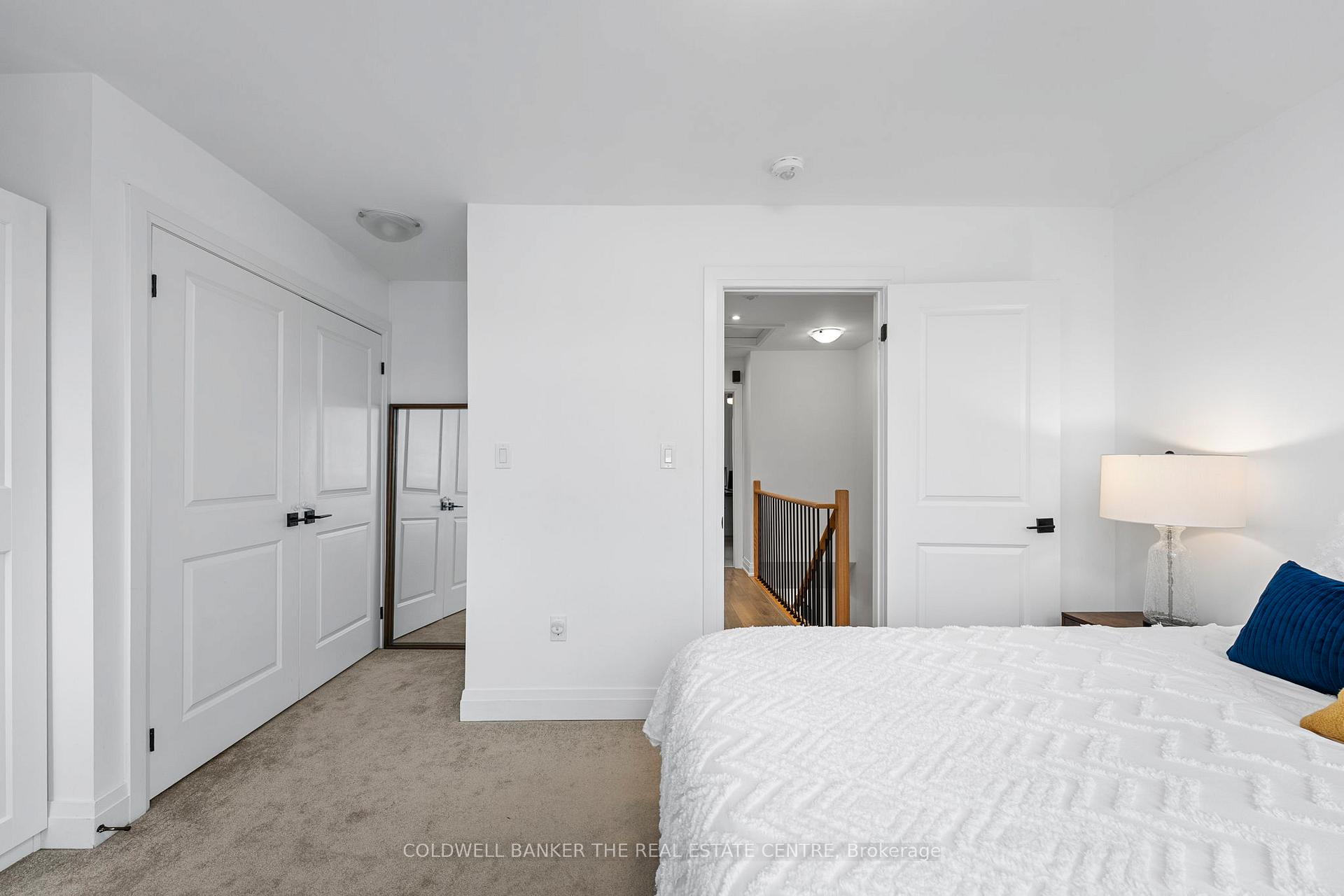 Photo 7 of 121 Fairlane Avenue, Barrie, Painswick South — HOMEH