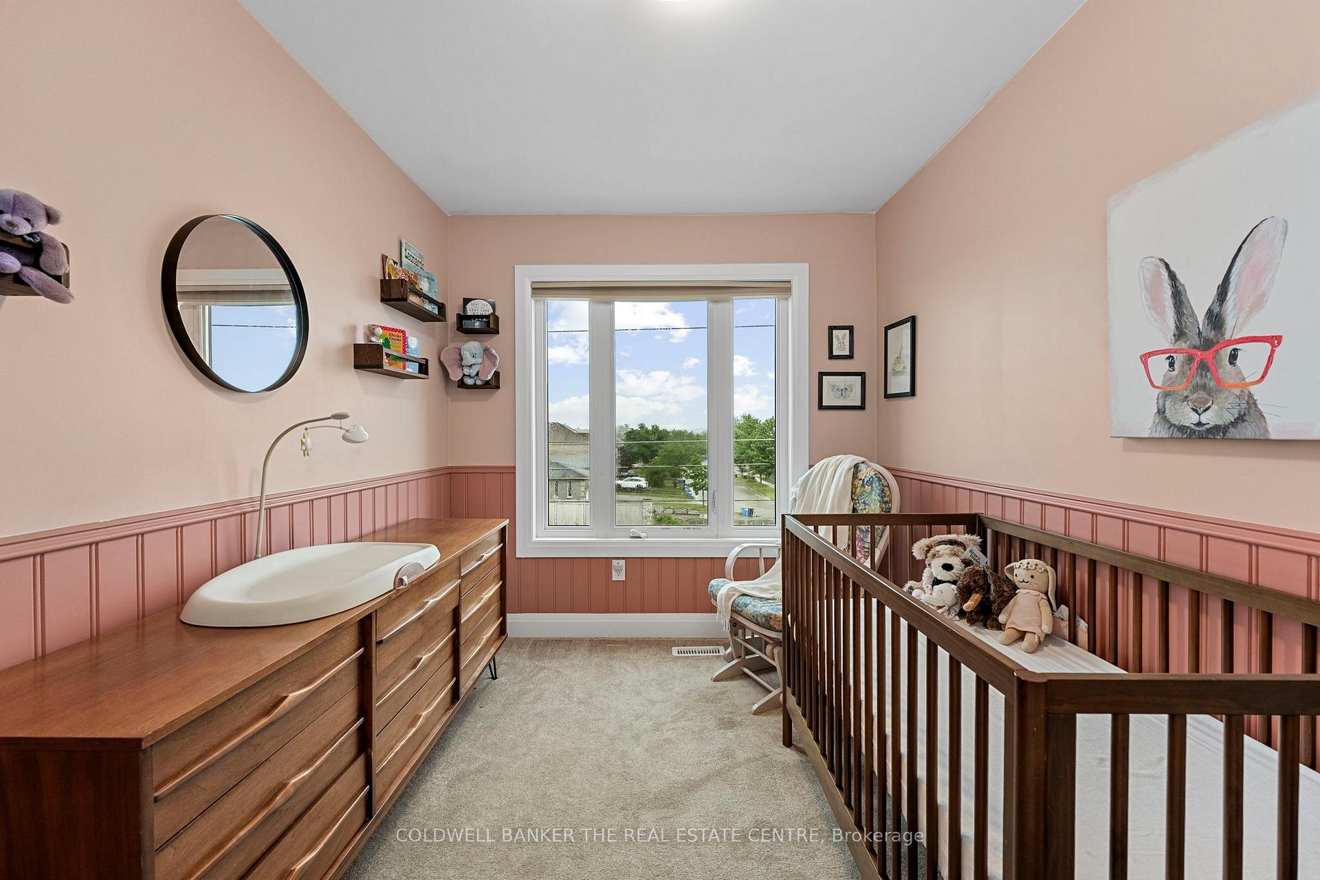 Photo 12 of 121 Fairlane Avenue, Barrie, Painswick South — HOMEH