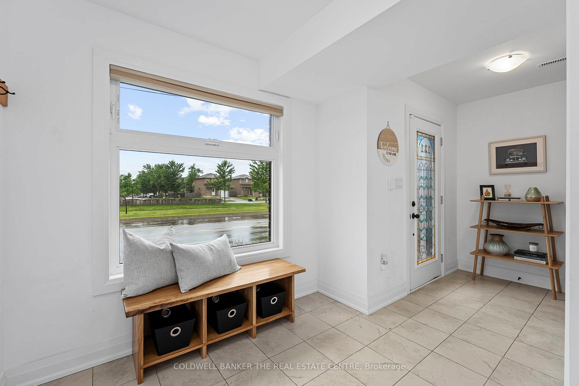Photo 22 of 121 Fairlane Avenue, Barrie, Painswick South — HOMEH