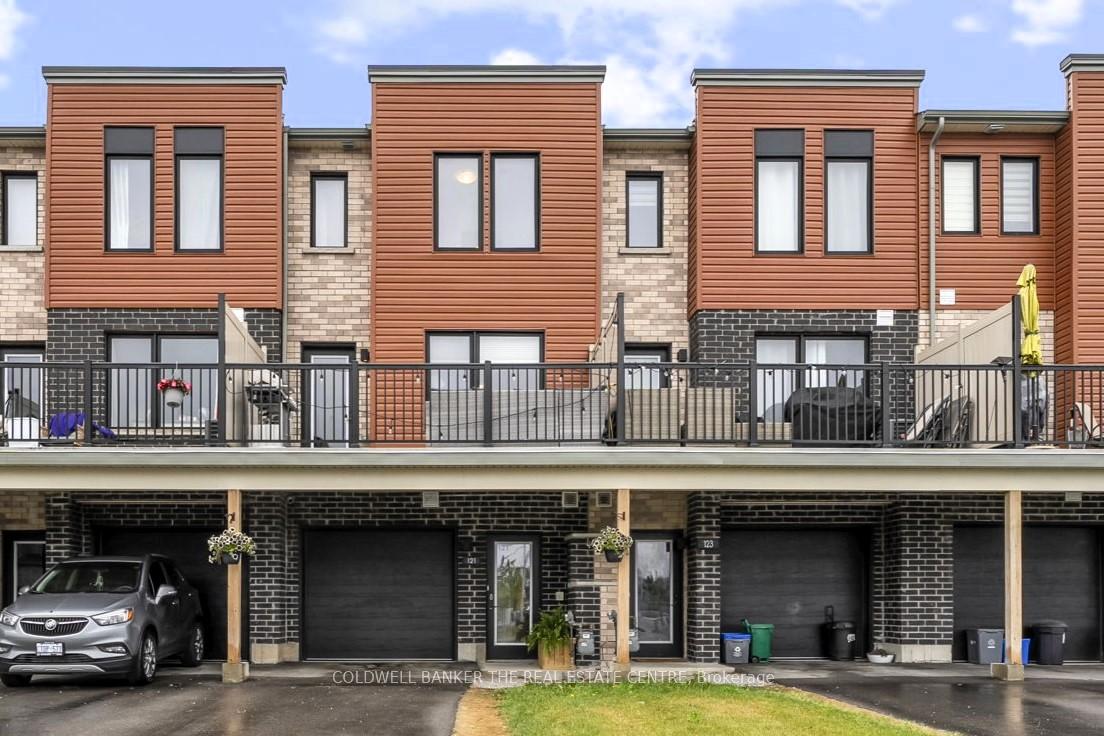 Photo 25 of 121 Fairlane Avenue, Barrie, Painswick South — HOMEH