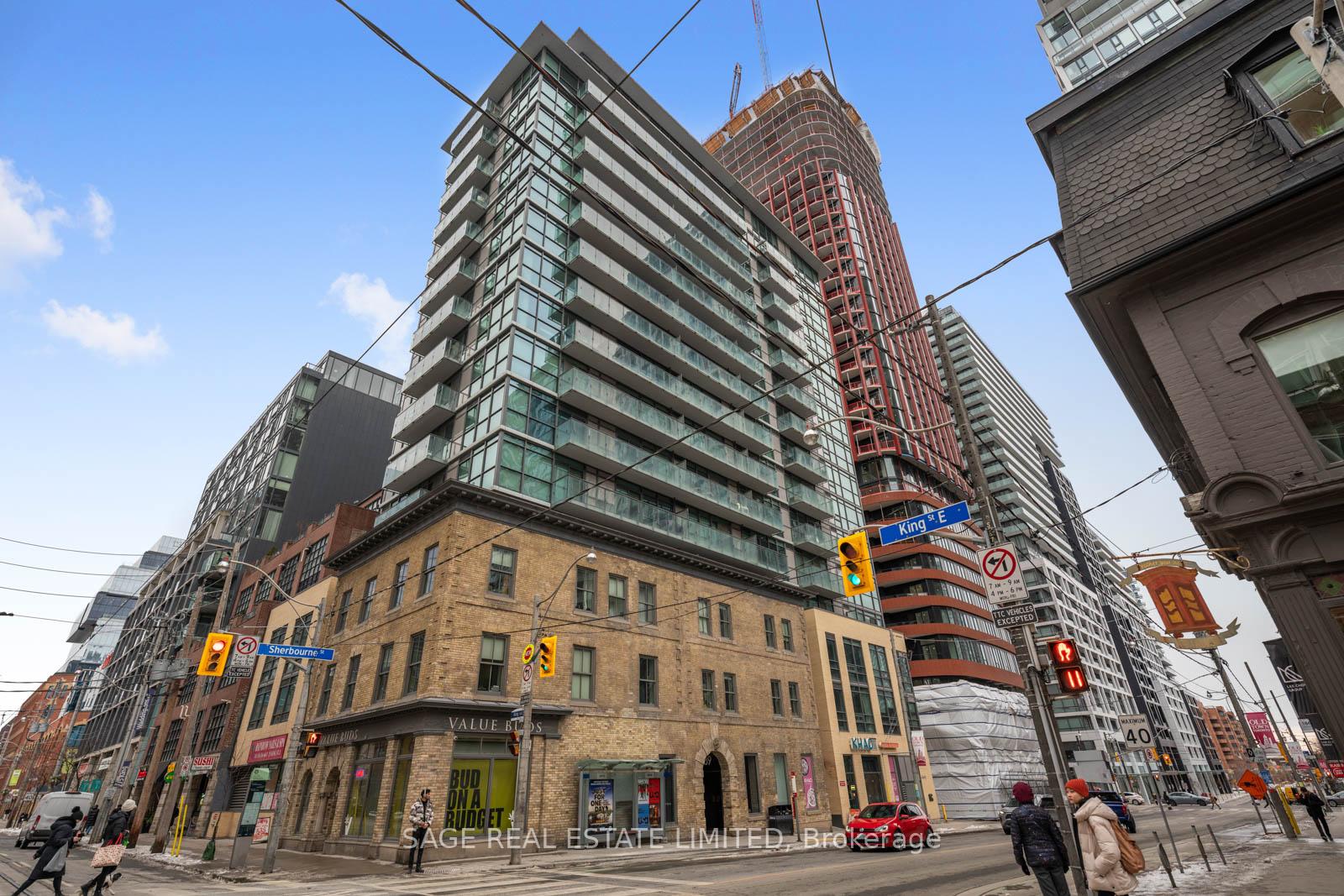 Front of Unit 801, 39 Sherbourne Street