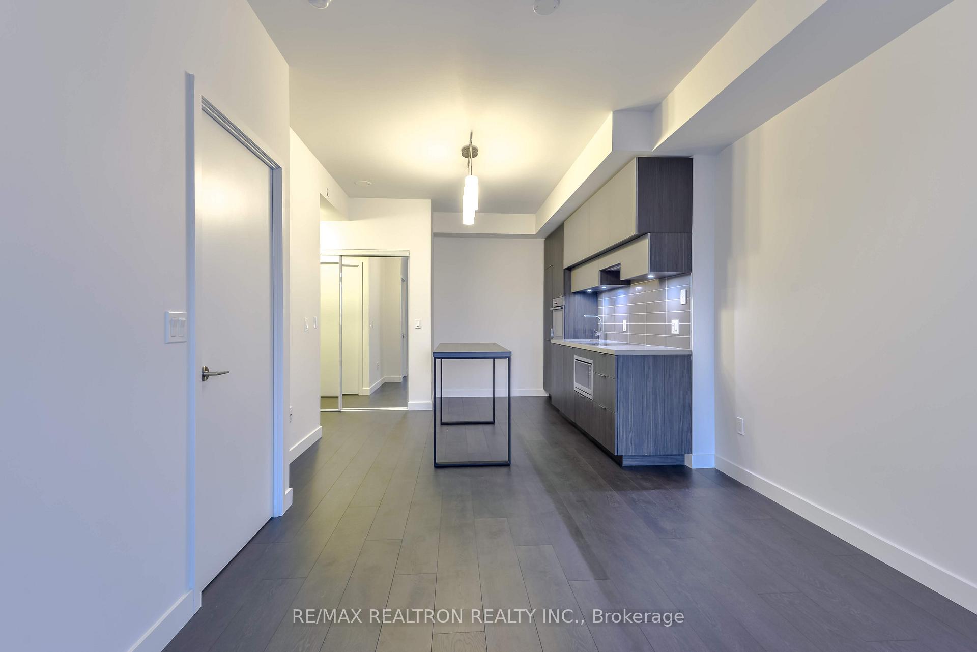 Photo 16 of Unit 907, 8 Eglinton Avenue E, Toronto, Mount Pleasant West — HOMEH
